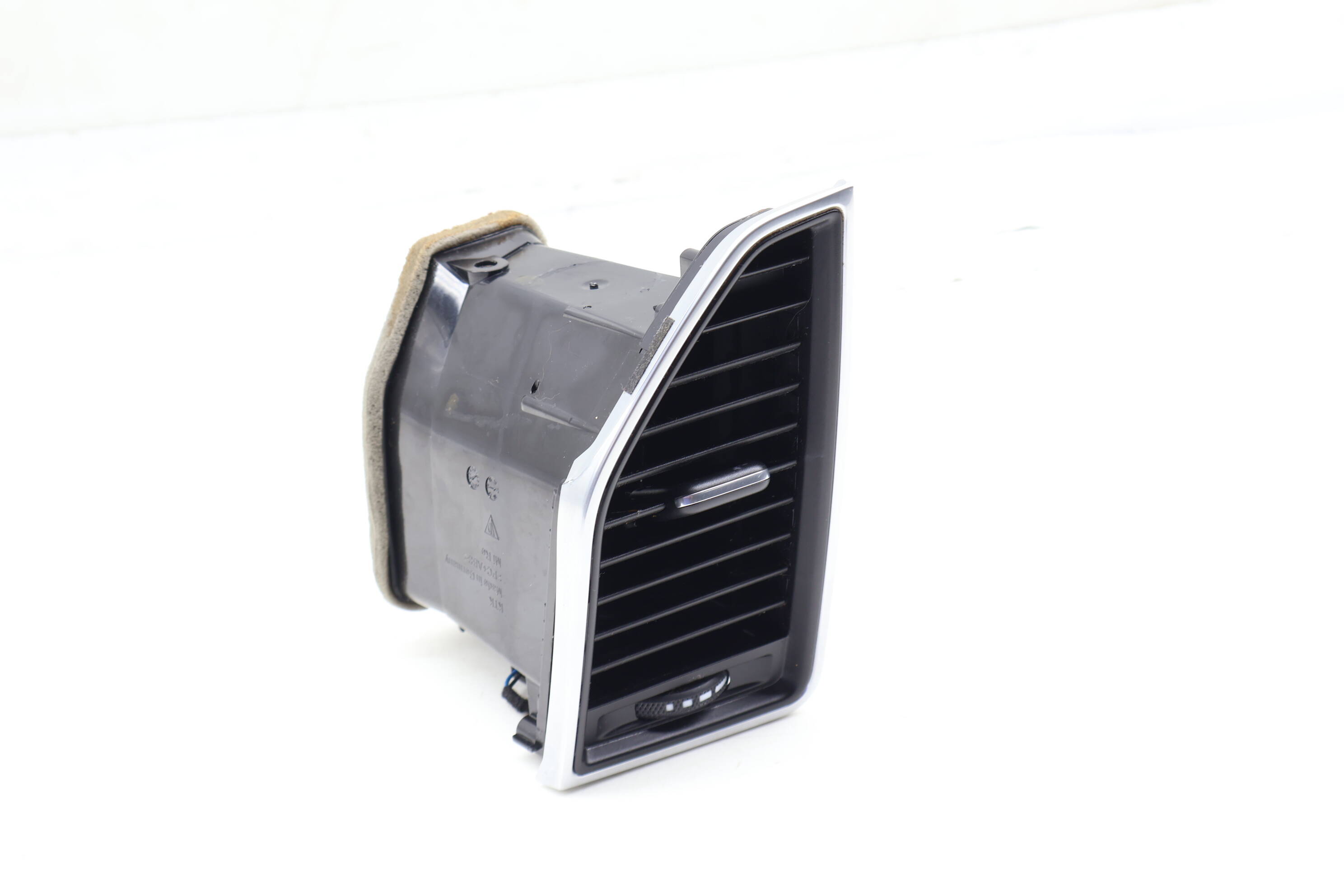 Center Dash Air Vent 95B819202E