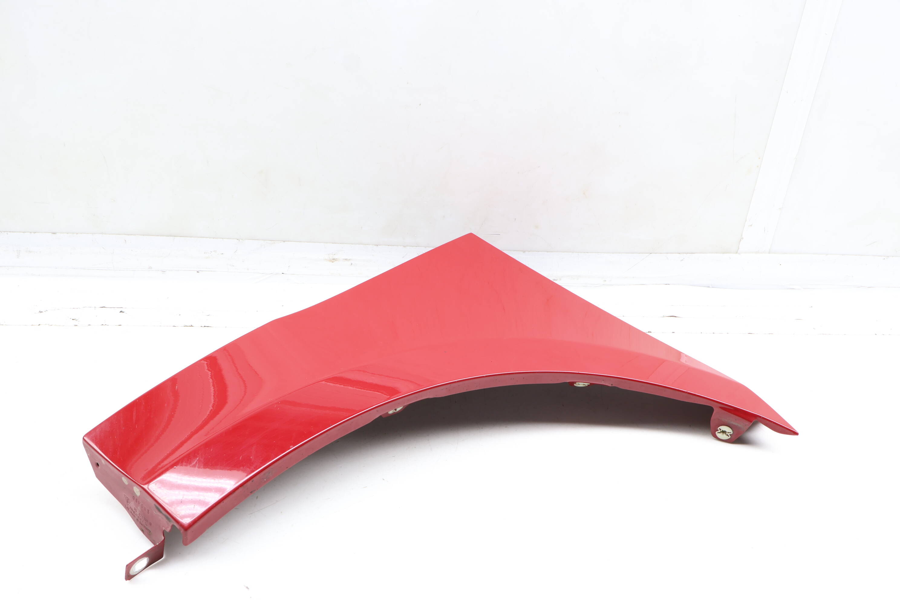 Fender (Lower) 95B821106B