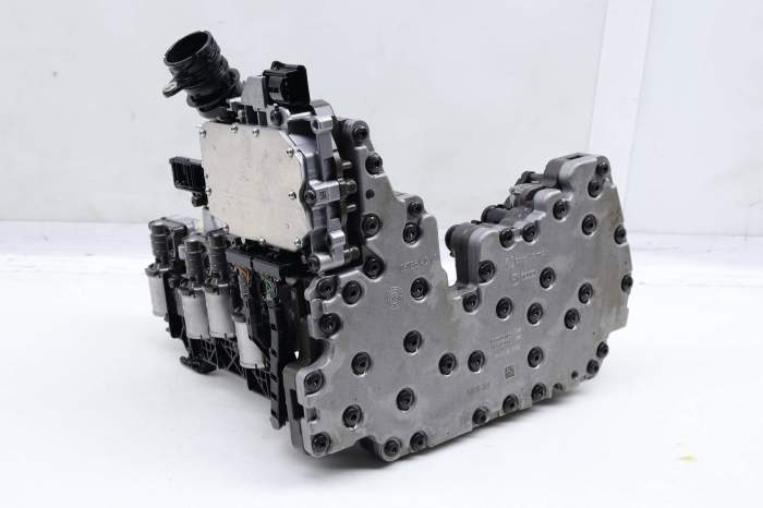 Transmission Valve Body / Mechatronic 4G0927166F main product photo