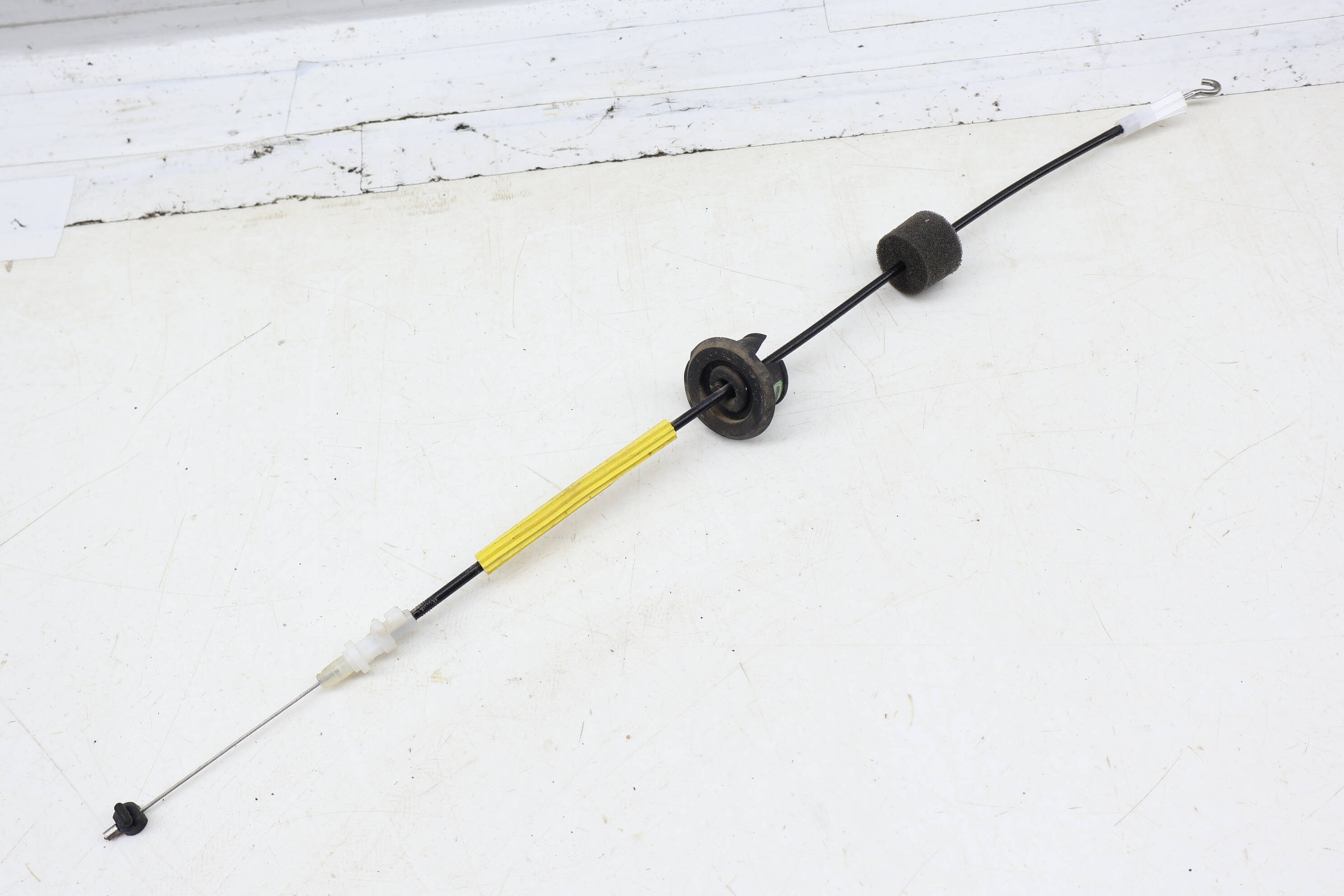 Interior Door Handle Release / Bowden Cable 8R0837085C