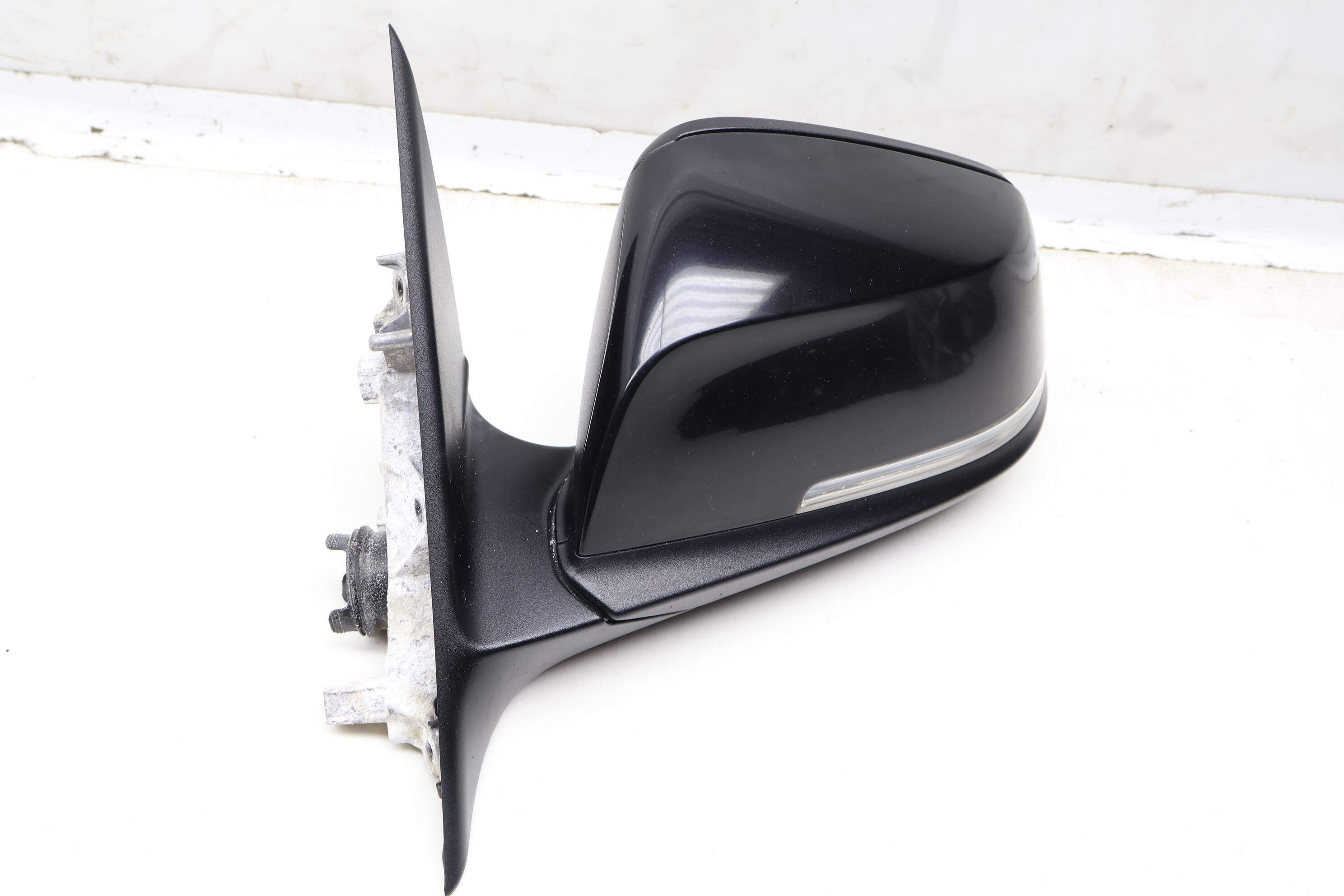BMW Left Side View Door Mirror 51167345673