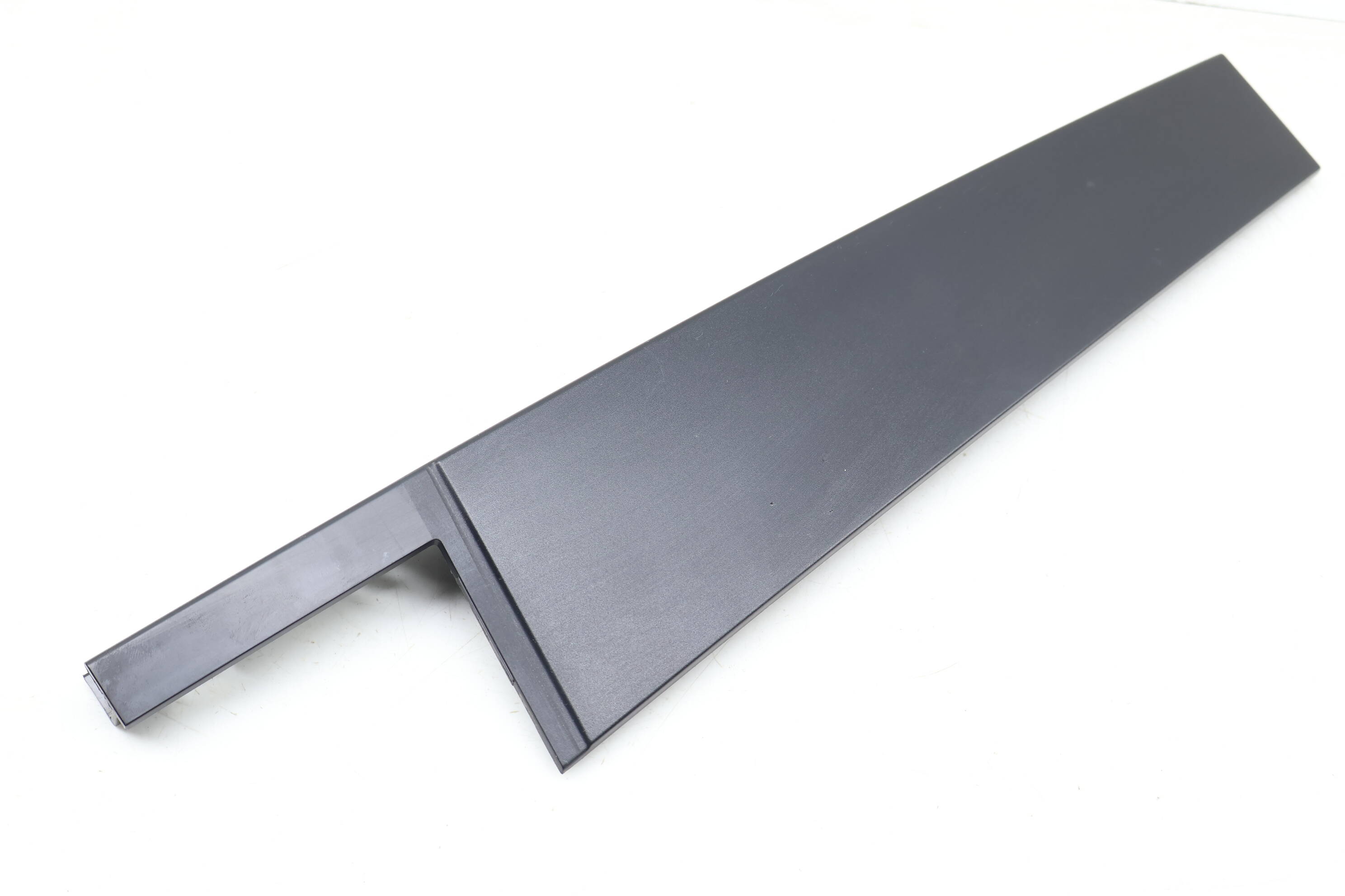 Exterior B Pillar Trim 3CM839902