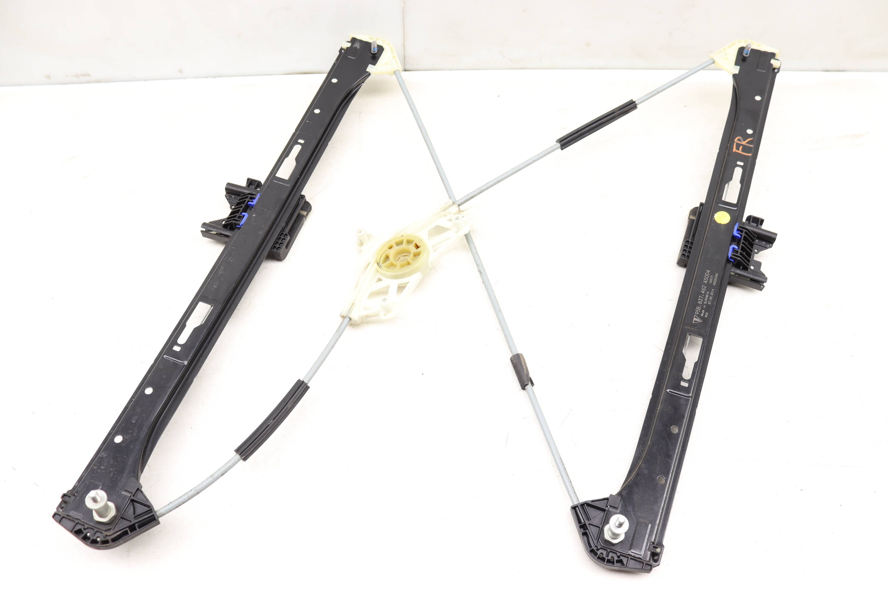 Window Regulator 95B837462