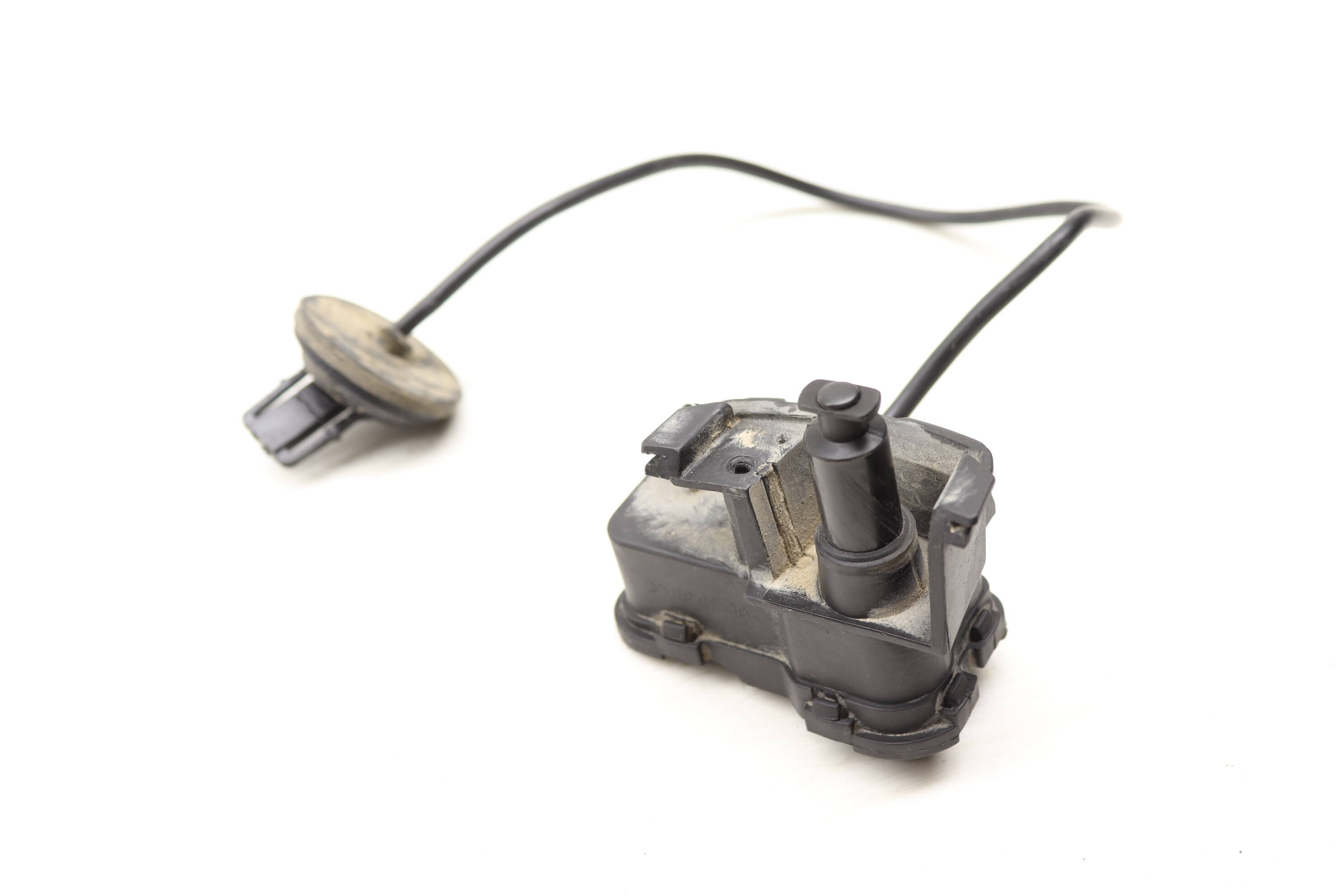 Fuel Door Lock Actuator 5C6810773H