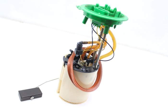 In-Tank Fuel Pump Assembly 8E0919051CM main product photo