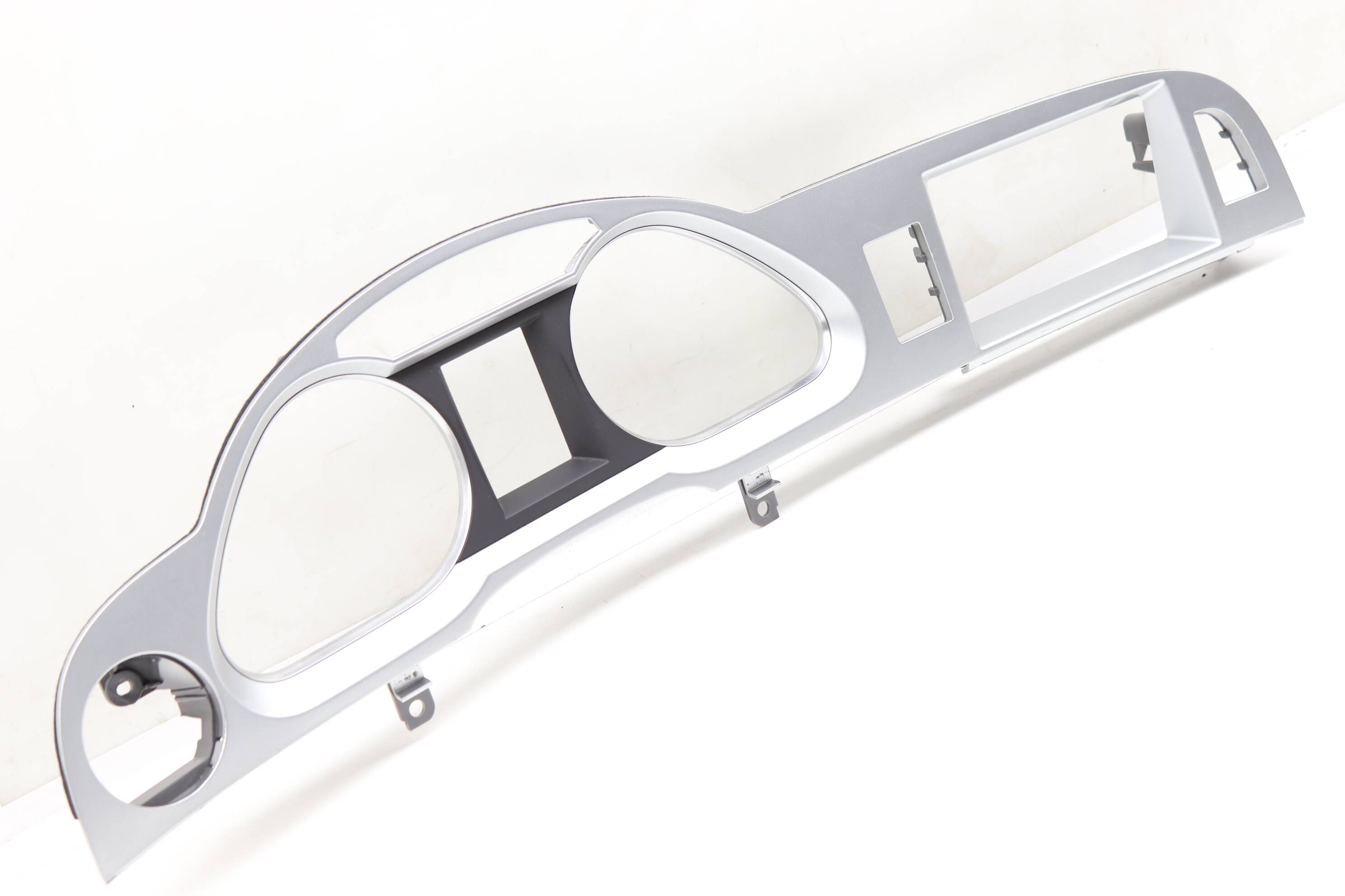 Instrument&#x20;Cluster&#x20;&#x2F;&#x20;Lcd&#x20;Trim&#x20;&#x2F;&#x20;Bezel&#x20;4F1857115L