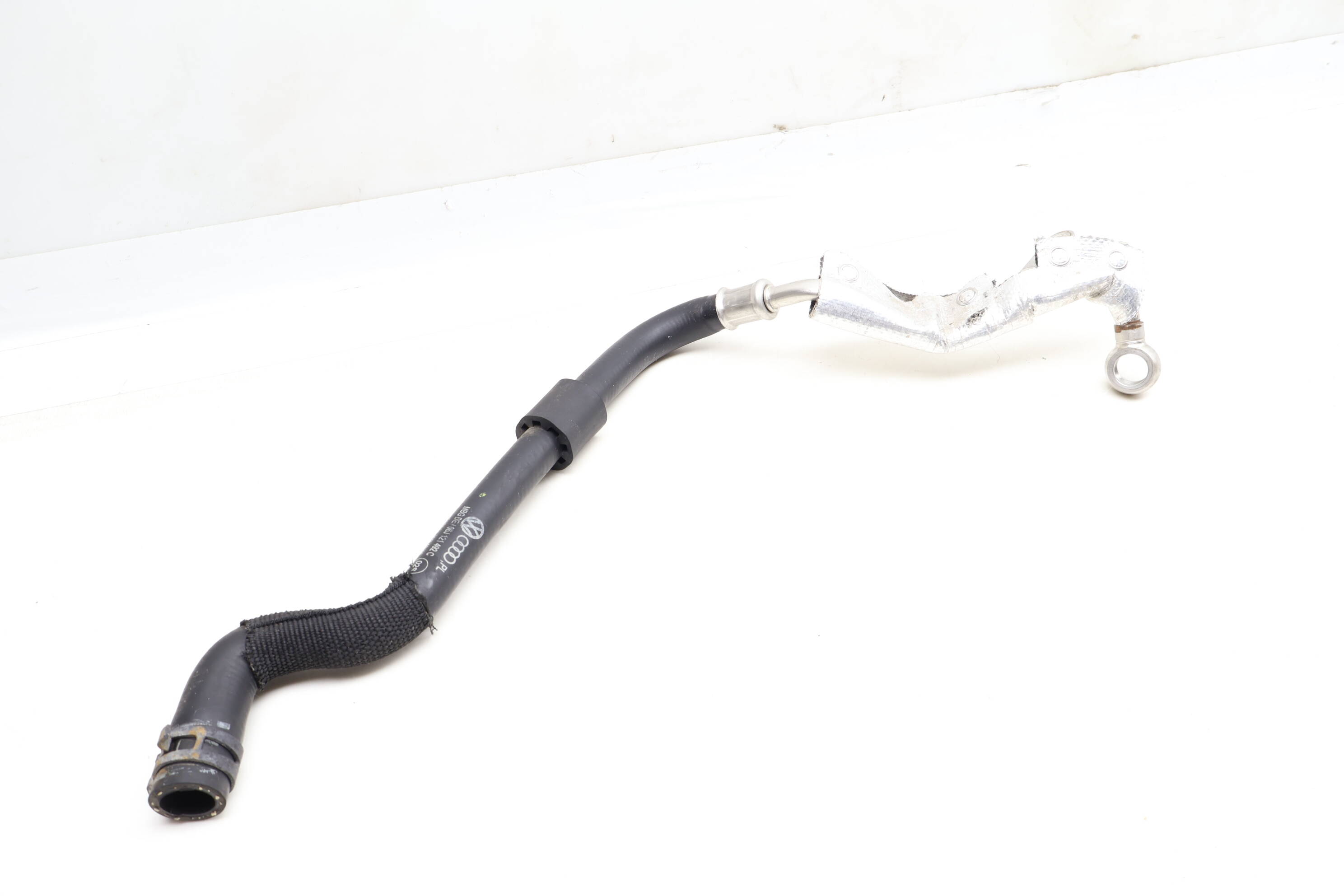 Turbo Coolant Return Hose / Tube / Line 06J121492C