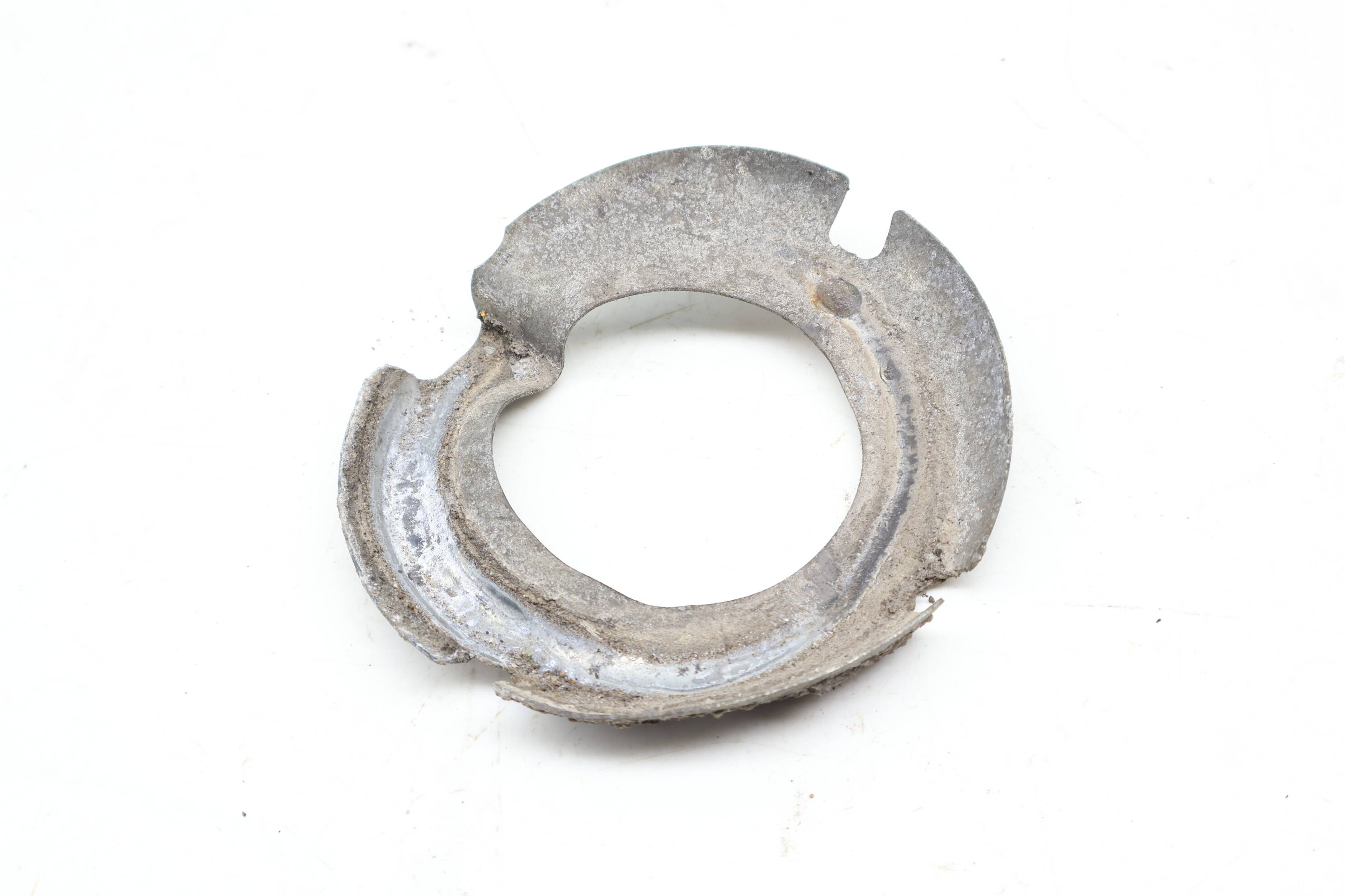 Lower Strut Mount / Bushing 2043240184