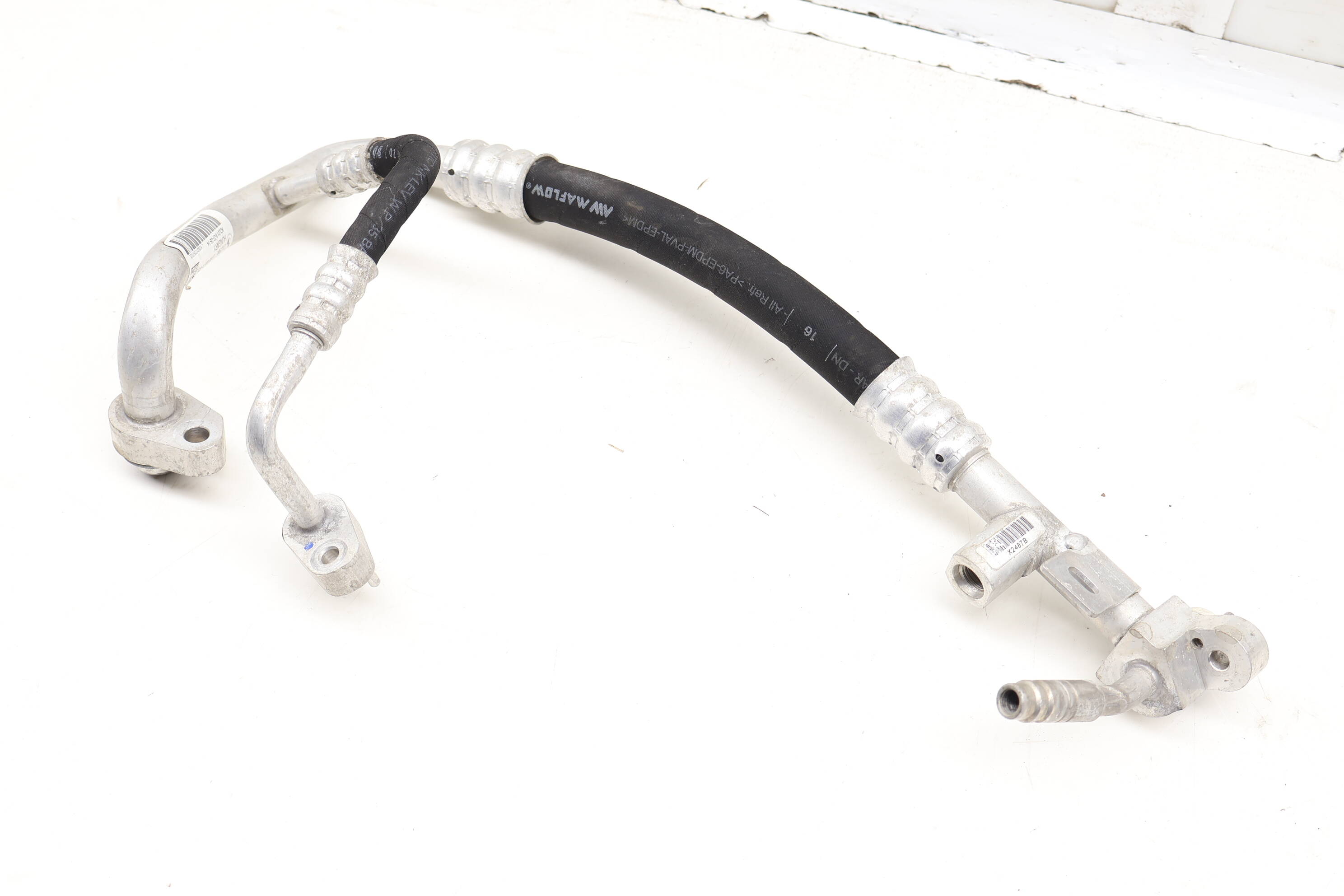 Ac Suction Pipe / Line / Hose 64509317397