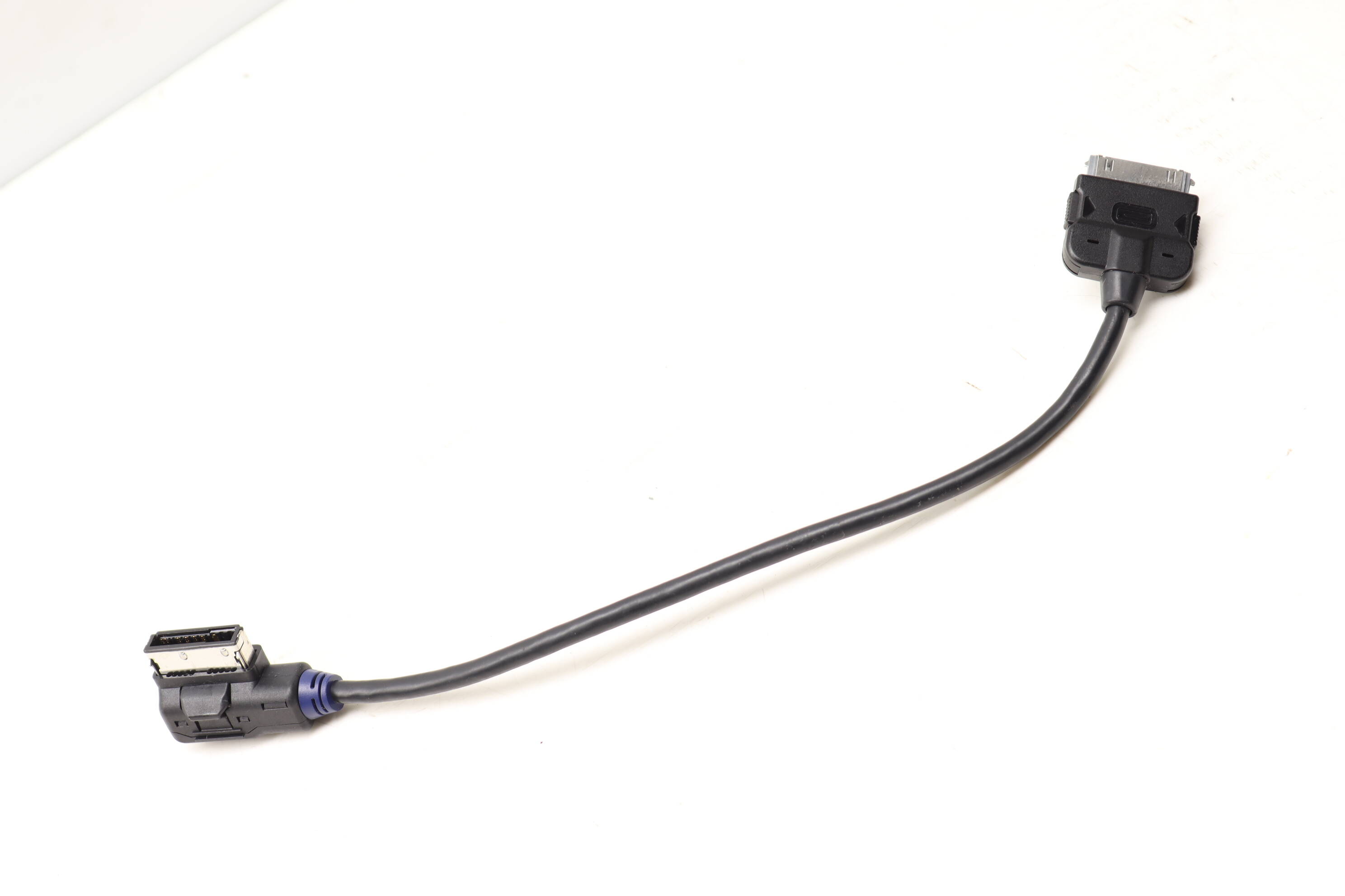 Ipod / Iphone Mmi Cable 4F0051510K