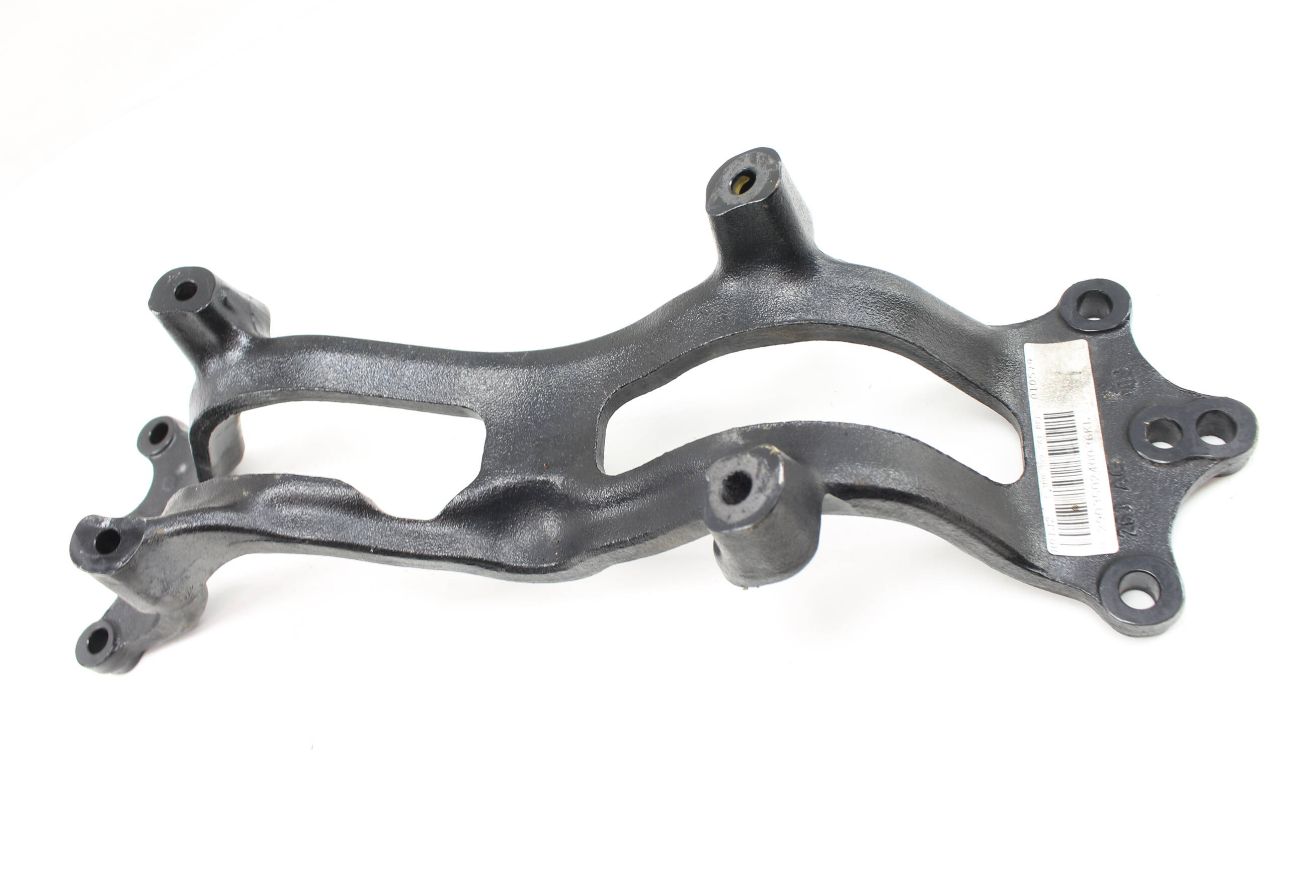 Transmission Crossmember / Mount Bracket 3D0399261BP