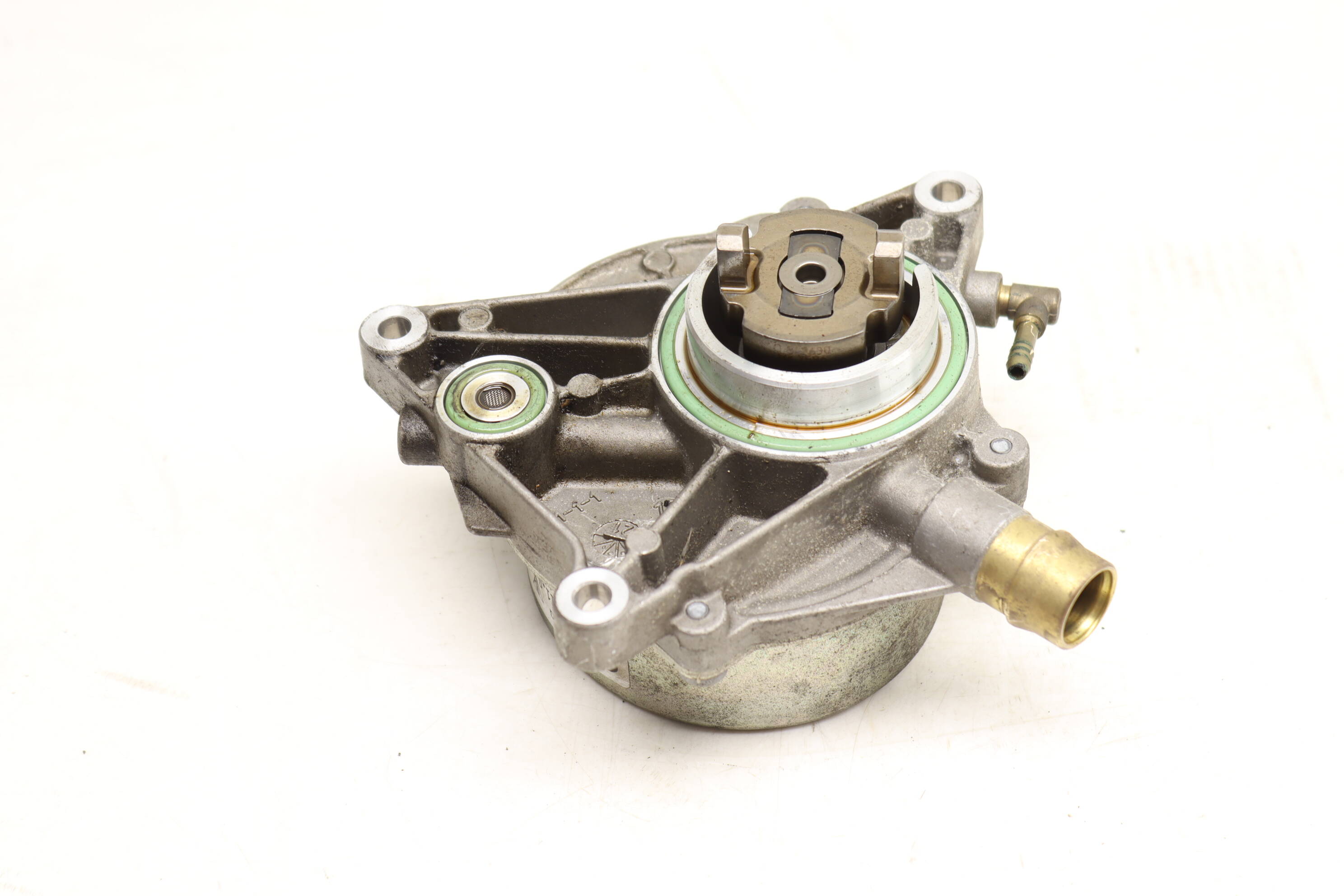 Engine Vacuum Pump 94811005005
