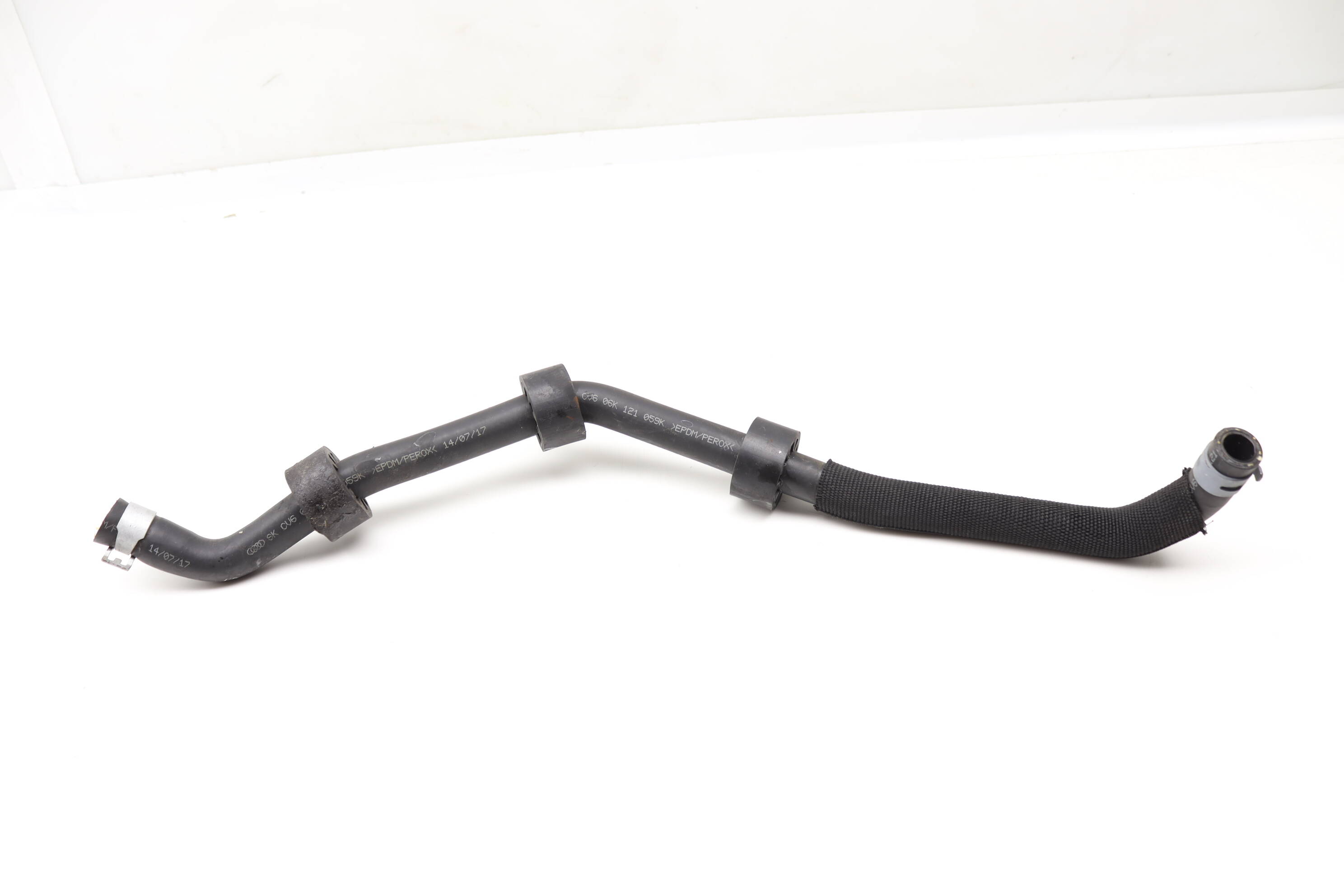 Coolant Hose / Line 06K121059K