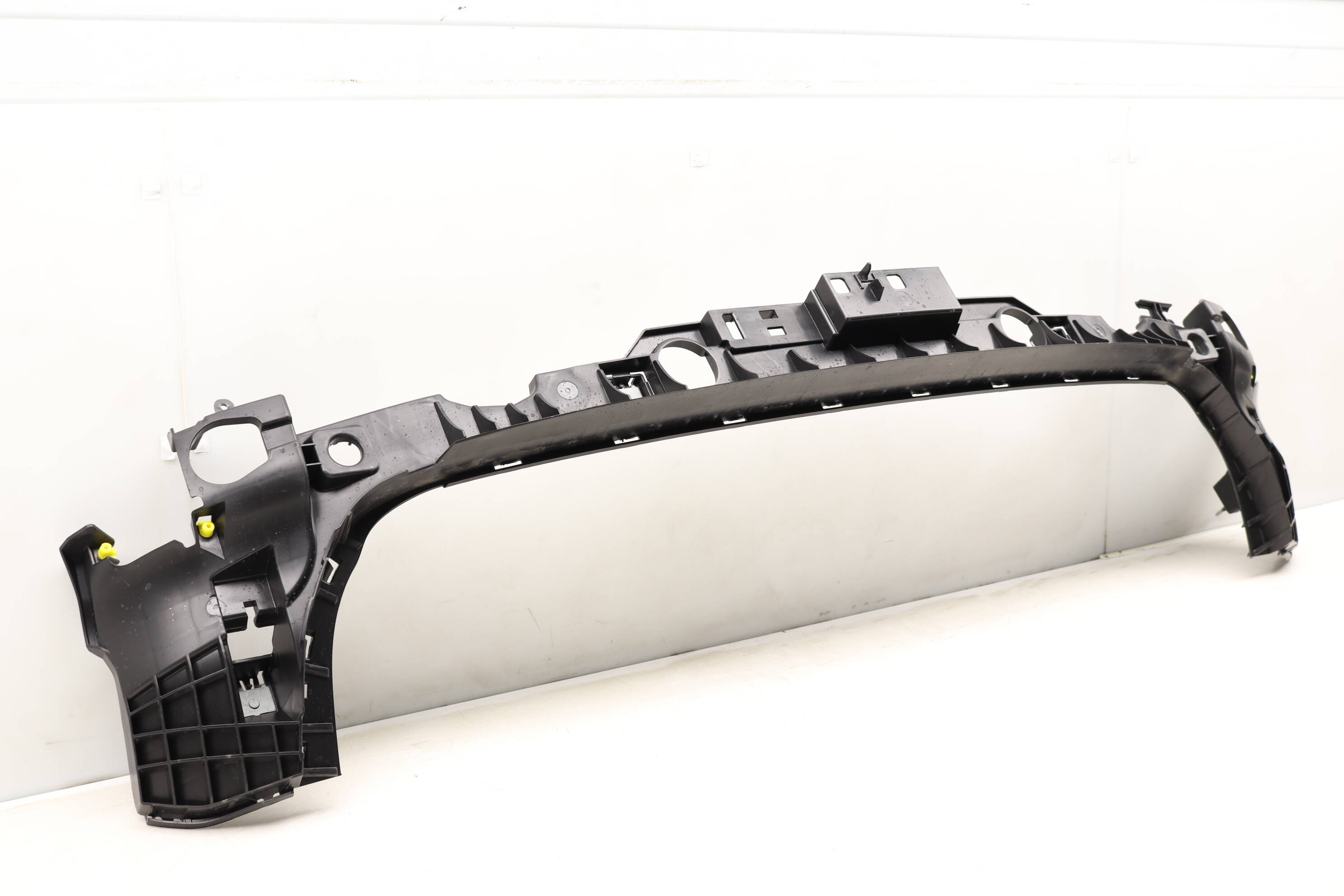 シモンズグランドセール Audi Rear 83A807385 (Q3) (Center) Bracket Mount Bumper ぬいぐるみ