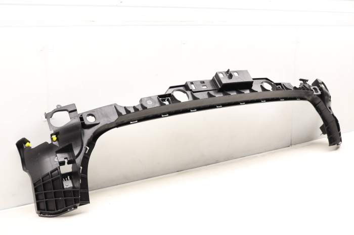 Bumper Mount Bracket (Center) 83A807385 main product photo
