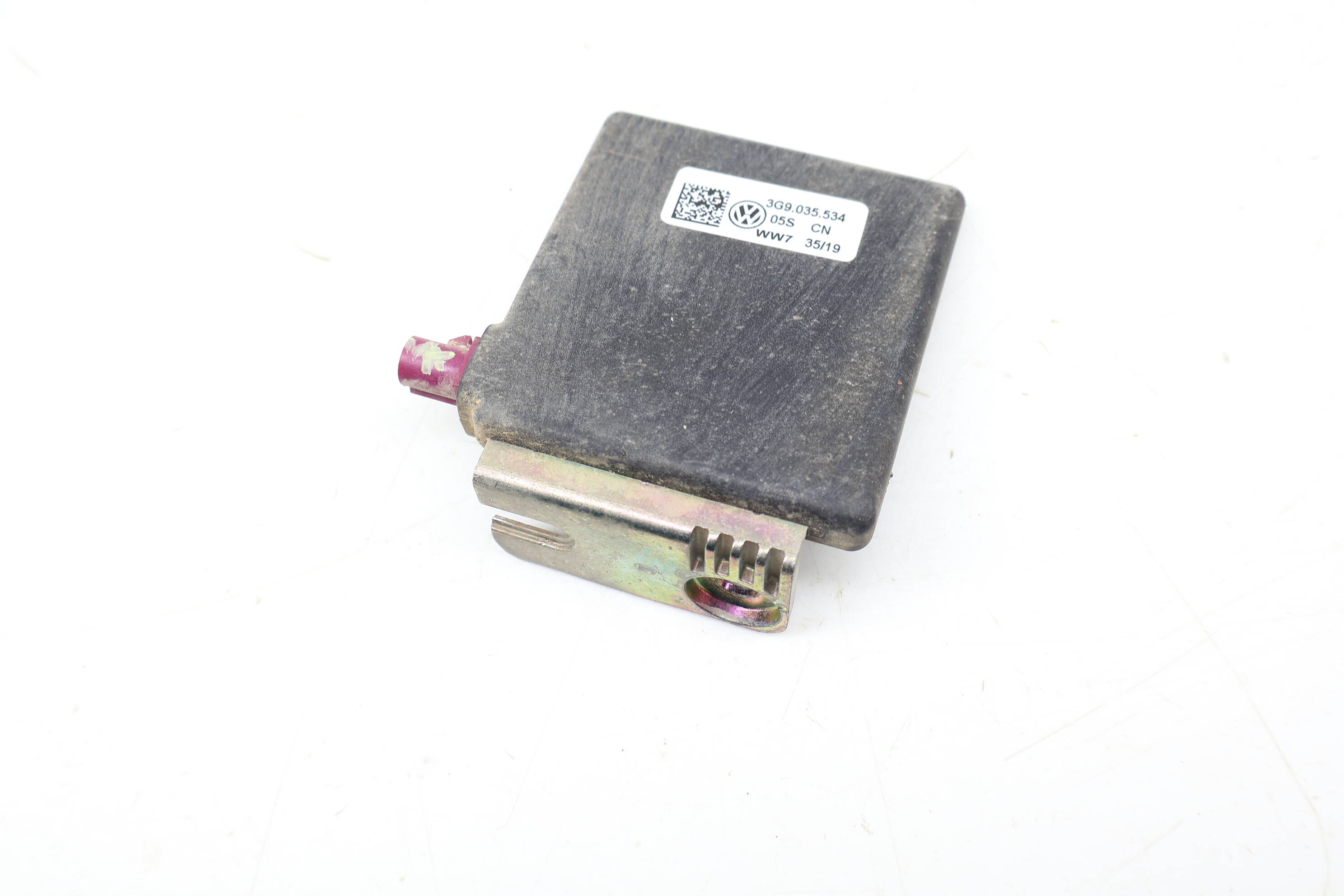 Antenna Booster 3G9035534