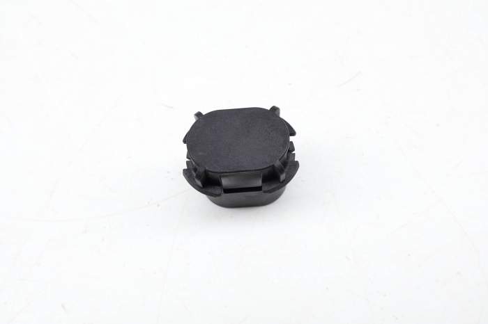 Upper Radiator Mount Bracket 0995040002 main product photo