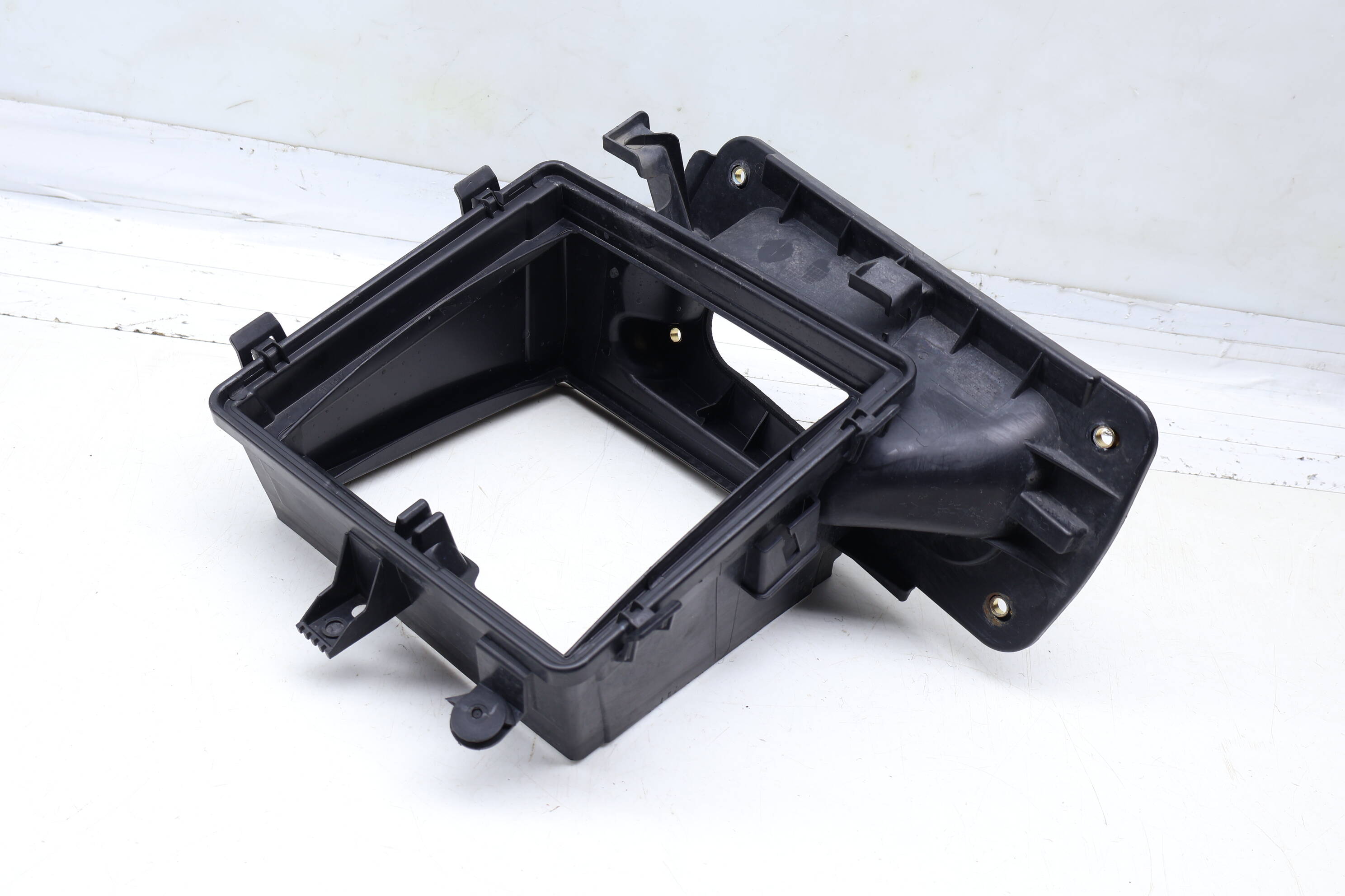 Cabin Air Filter Housing 64319184009
