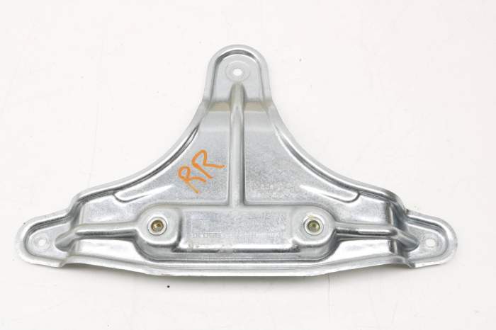 Window Regulator Mount / Bracket 7L5839361 95553336100 main product photo
