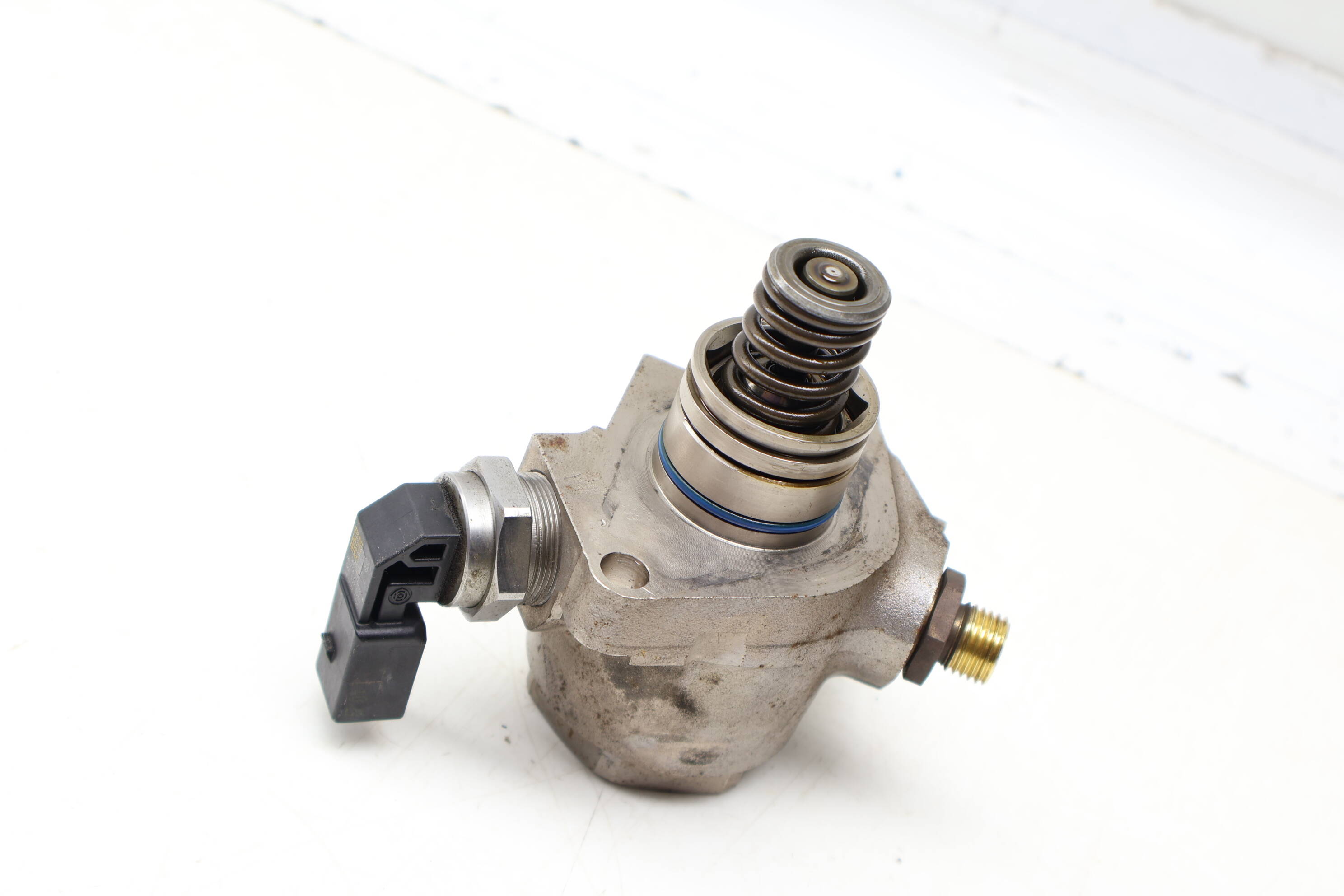 High Pressure Fuel Pump / Hpfp 06E127026G