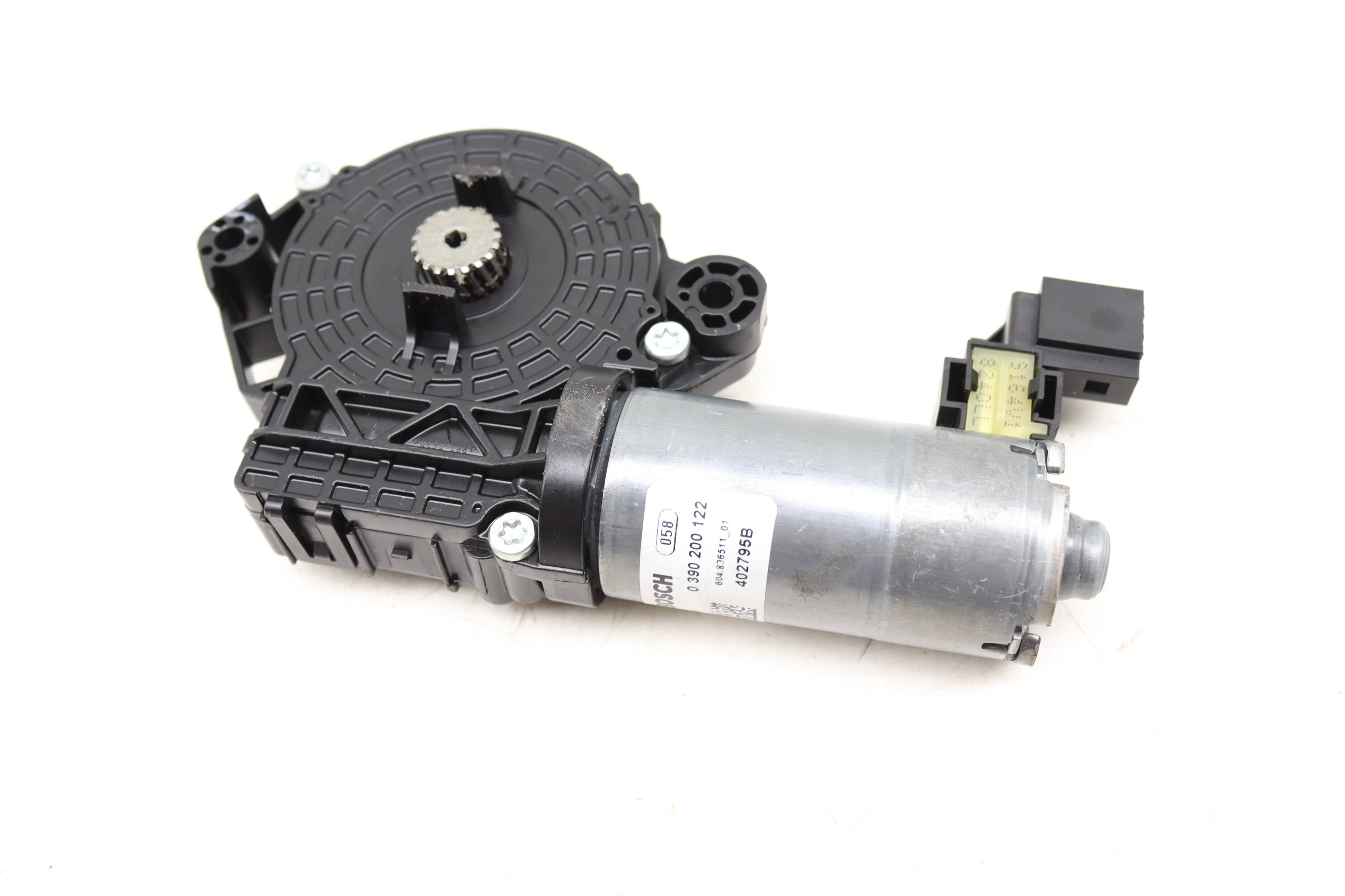 Sun Roof Shade / Sunshade Motor 2059064104