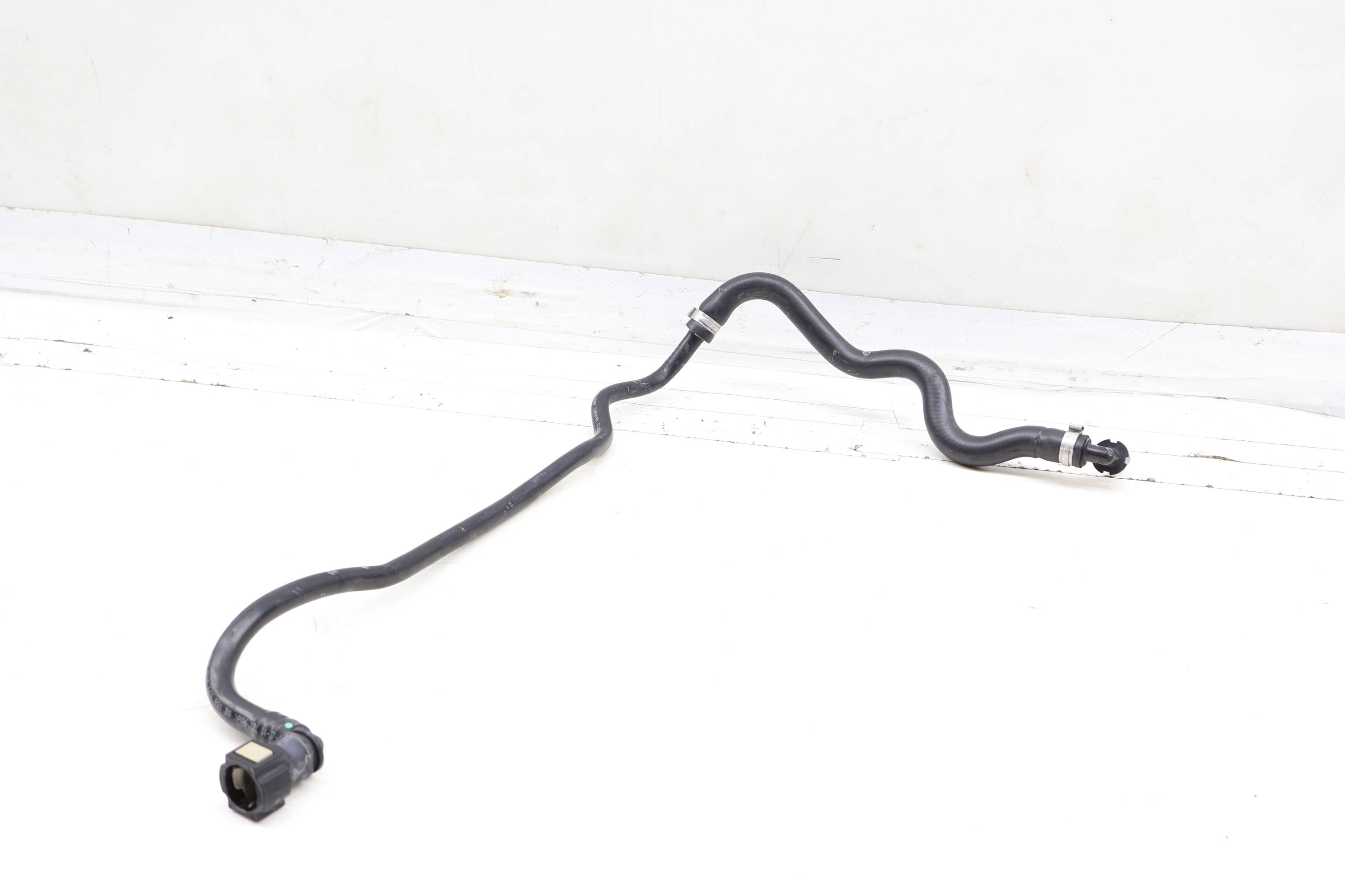 Brake Booster Vacuum Hose / Line 8W0611931BG