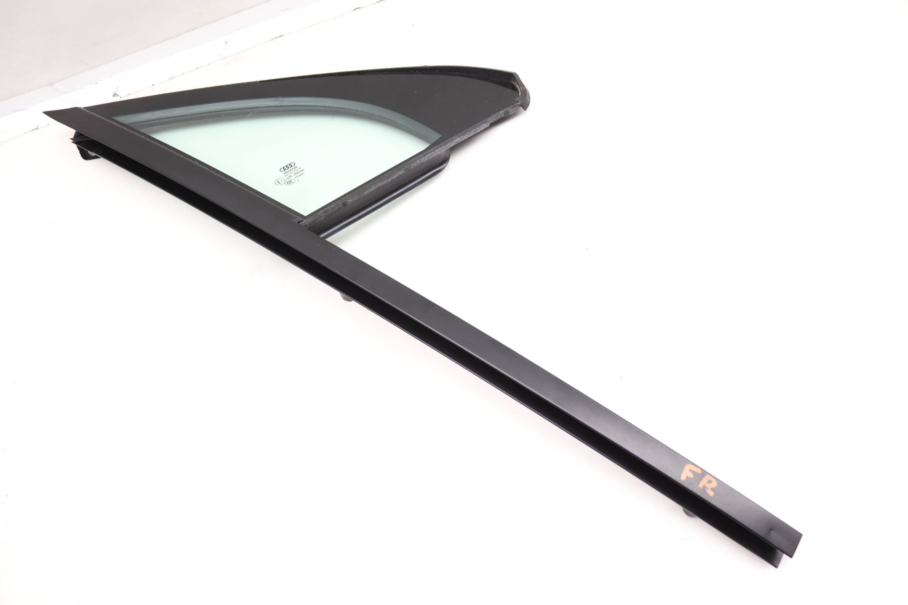 Side Door Window Glass 4M0845114