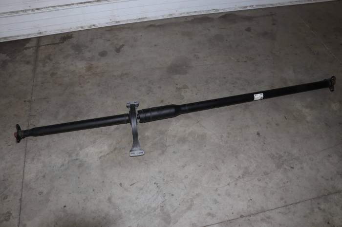 Driveshaft / Propeller Shaft 5QF521101P main product photo
