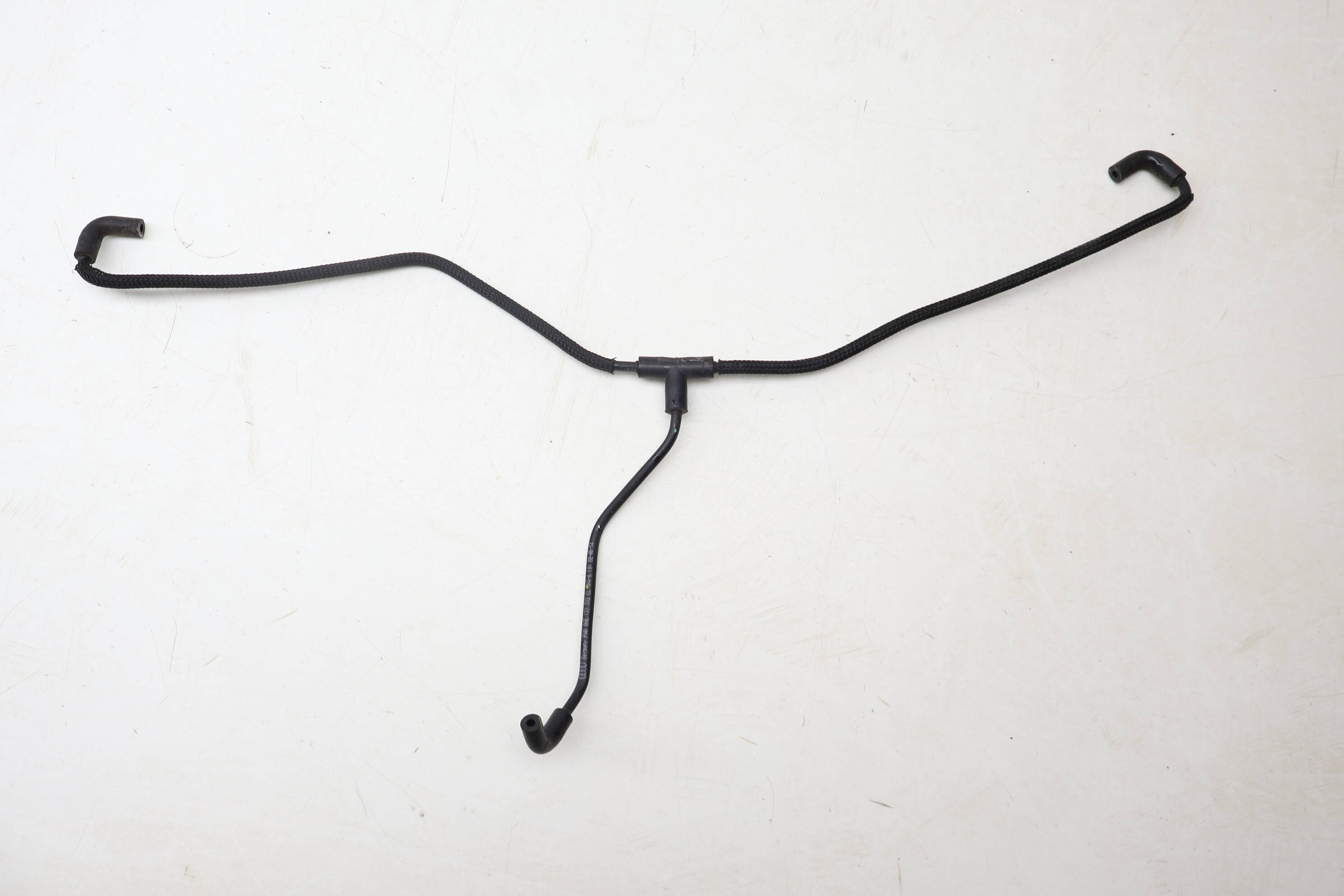 Vacuum Hose / Tube / Line 06E133773CL