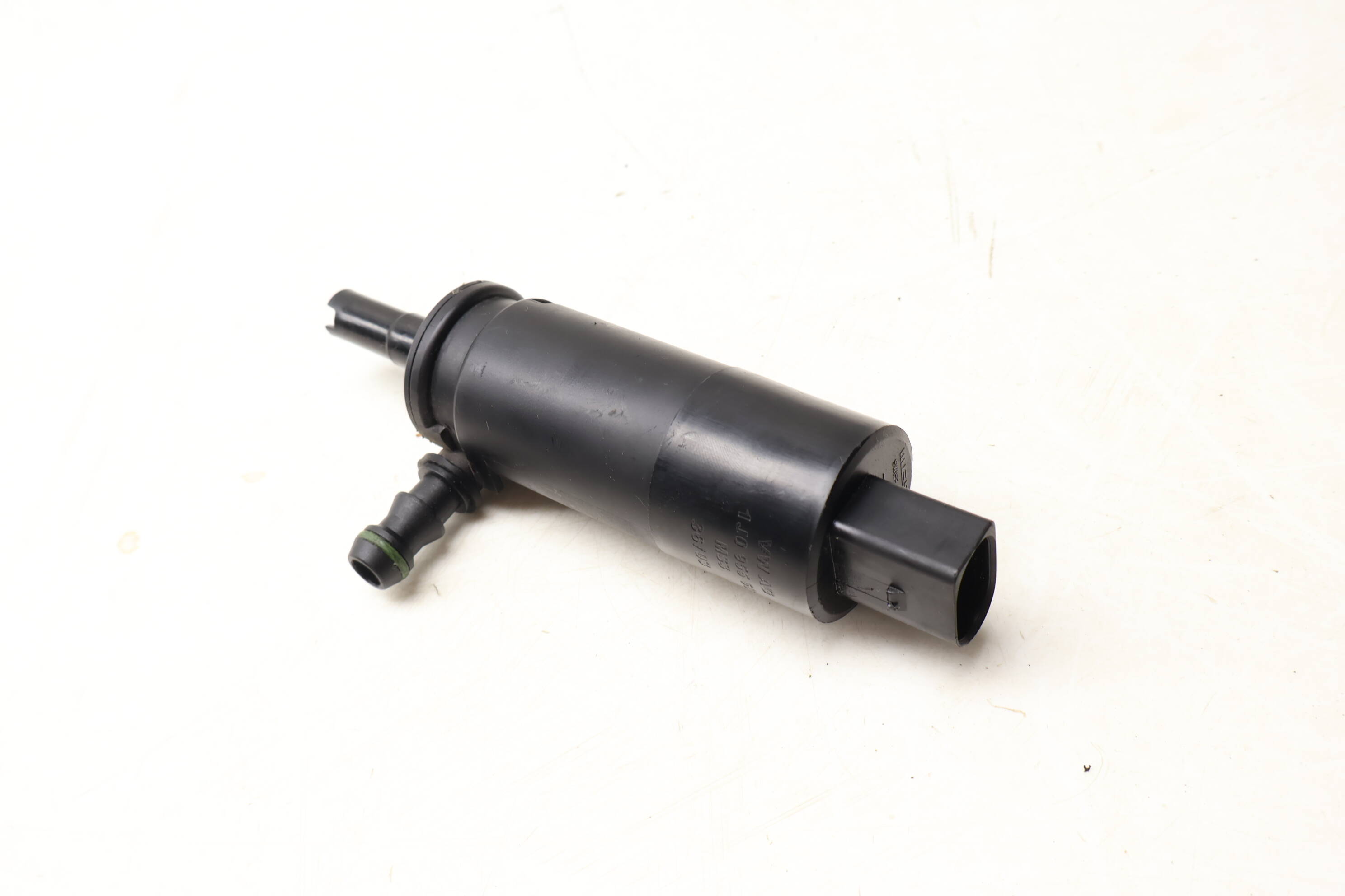 Headlight Washer Pump 1J0955681