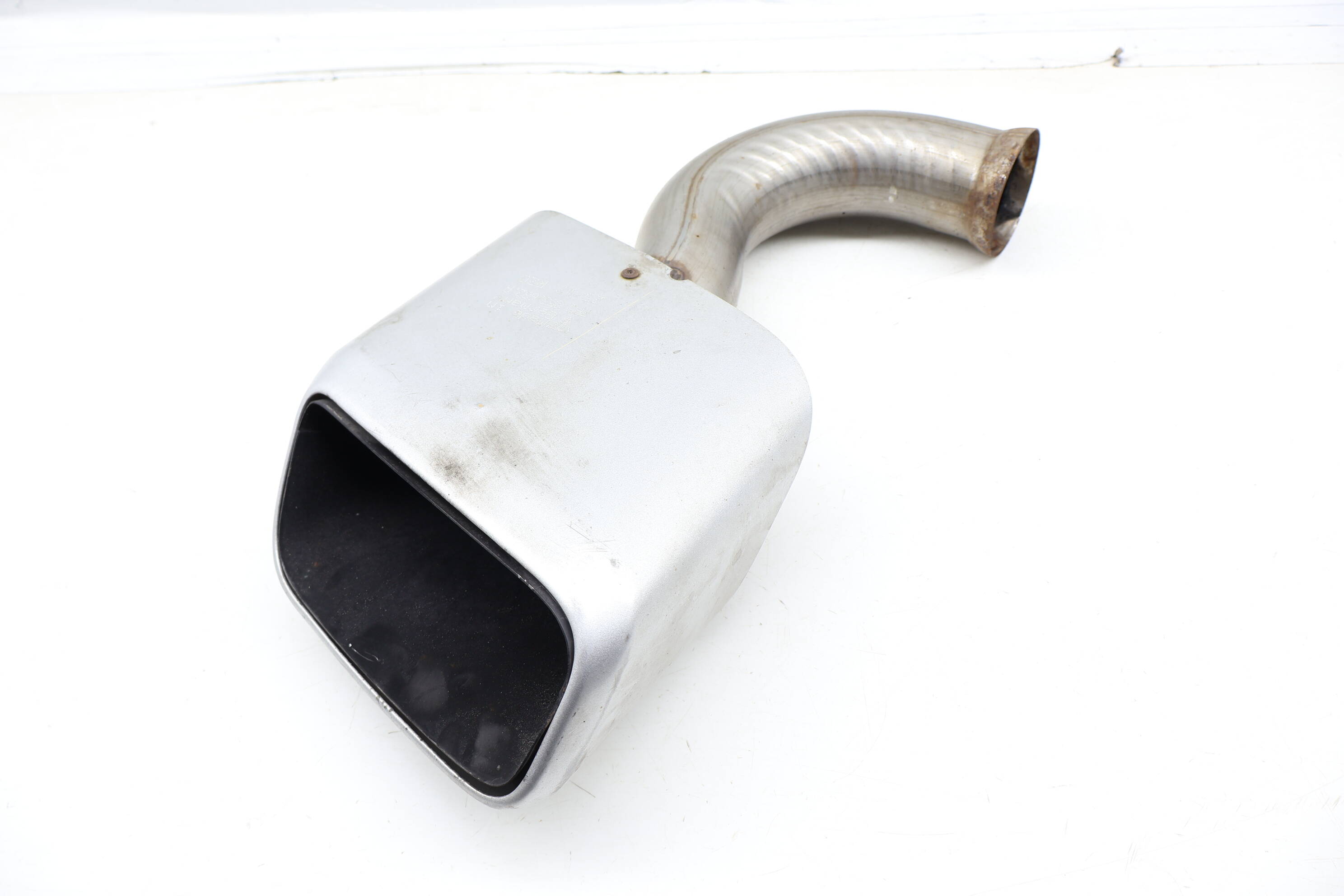 Exhaust Pipe Tip 7P5253682A 95811125210