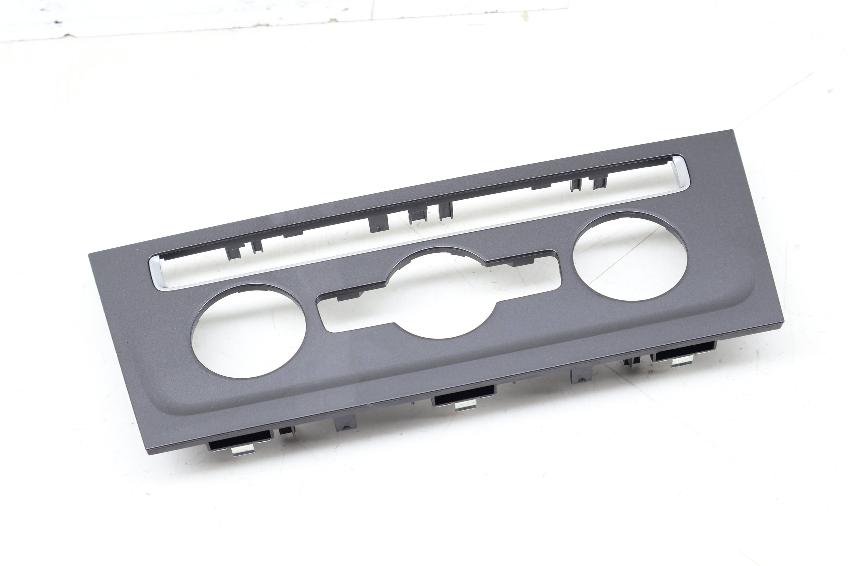 Climate Control Dash Bezel / Trim 5G1863042C