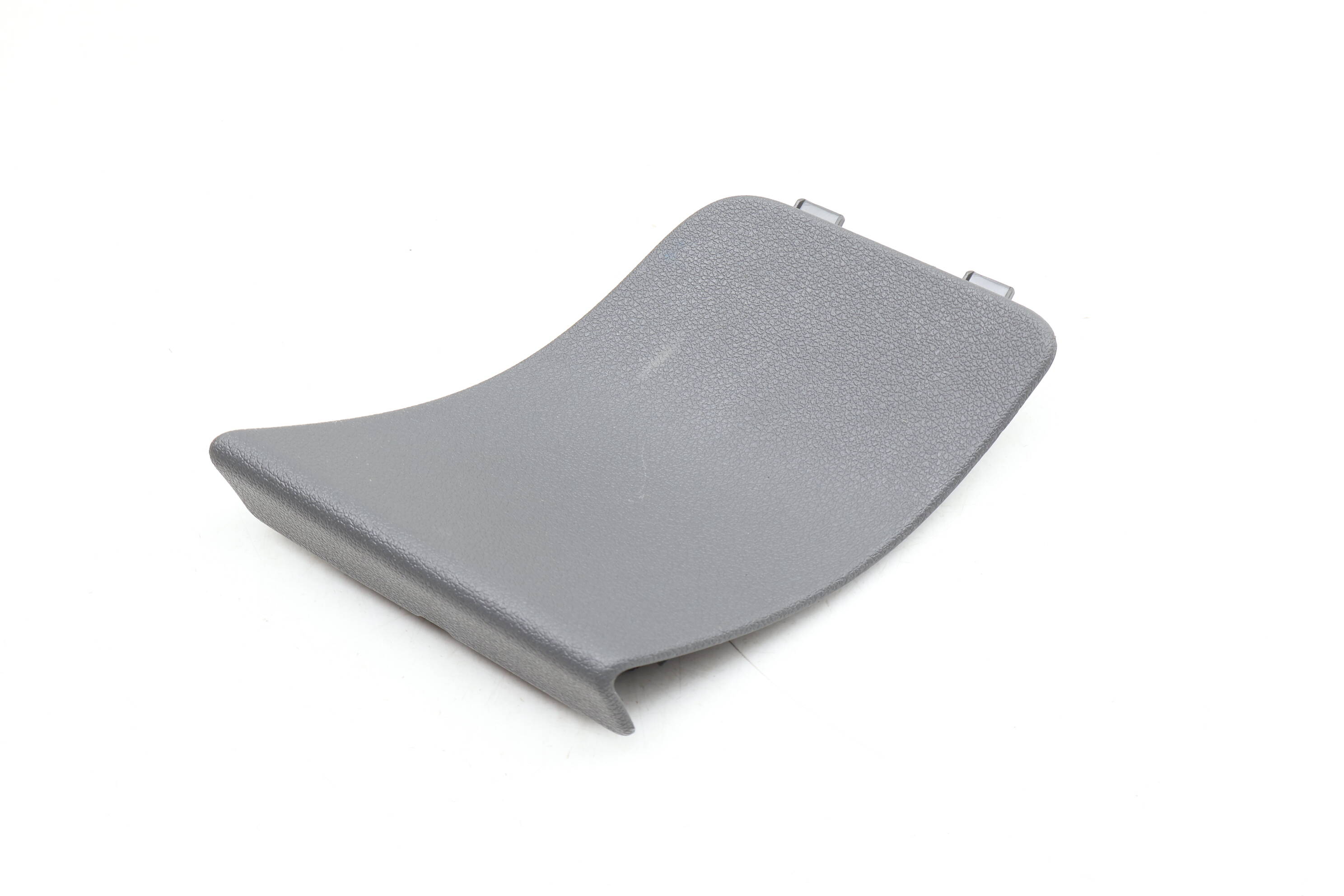 Tail Light Cover / Trunk Panel Trim 8R0867658