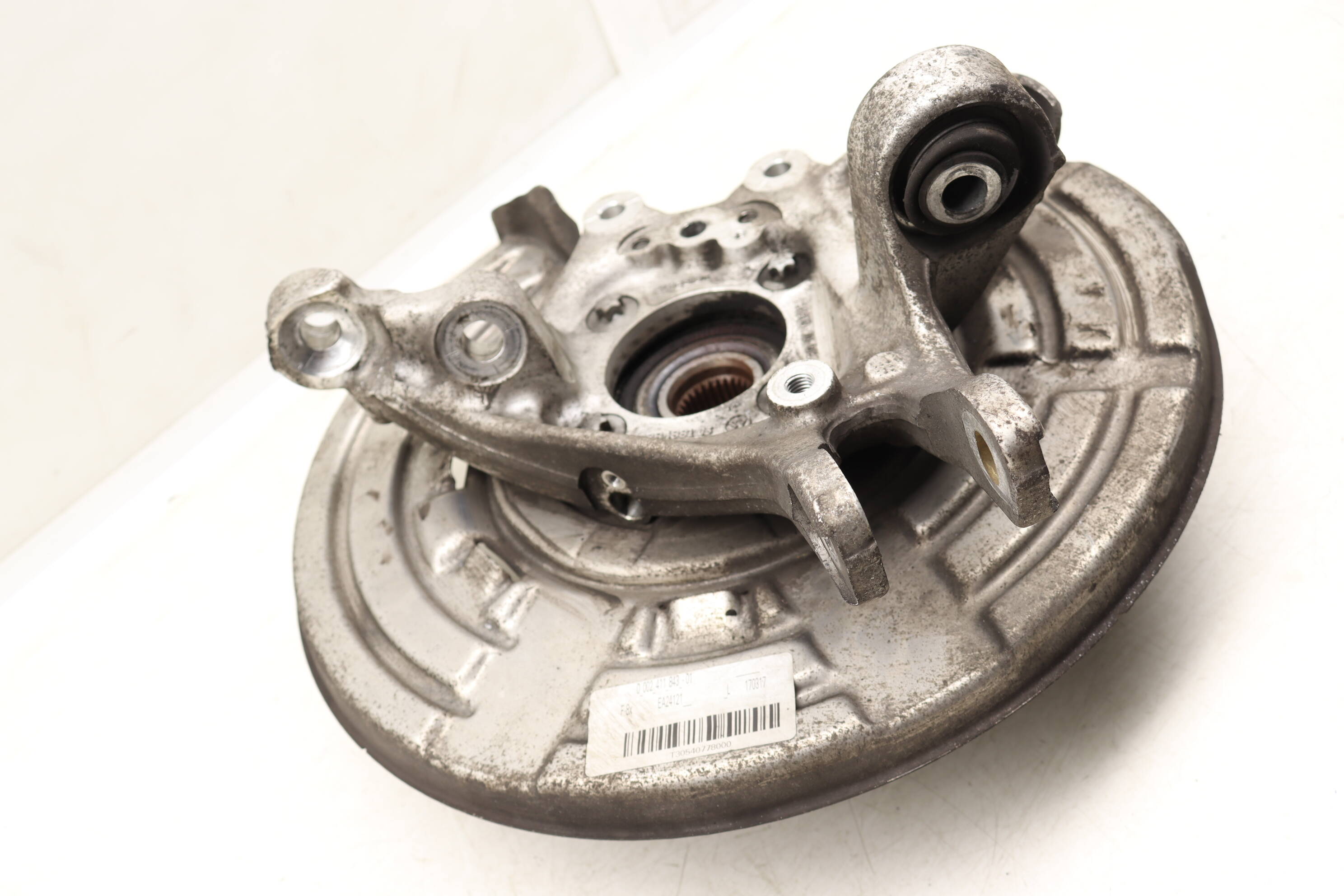 BMW Rear Left Spindle Knuckle W/ Wheel Bearing 33302284795