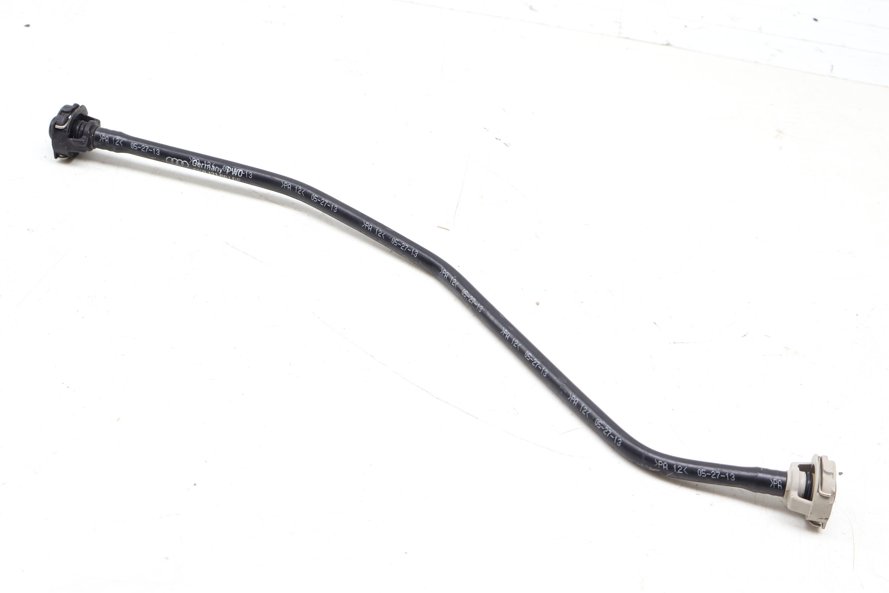 Coolant Reservoir Hose / Line 8K0121081BF