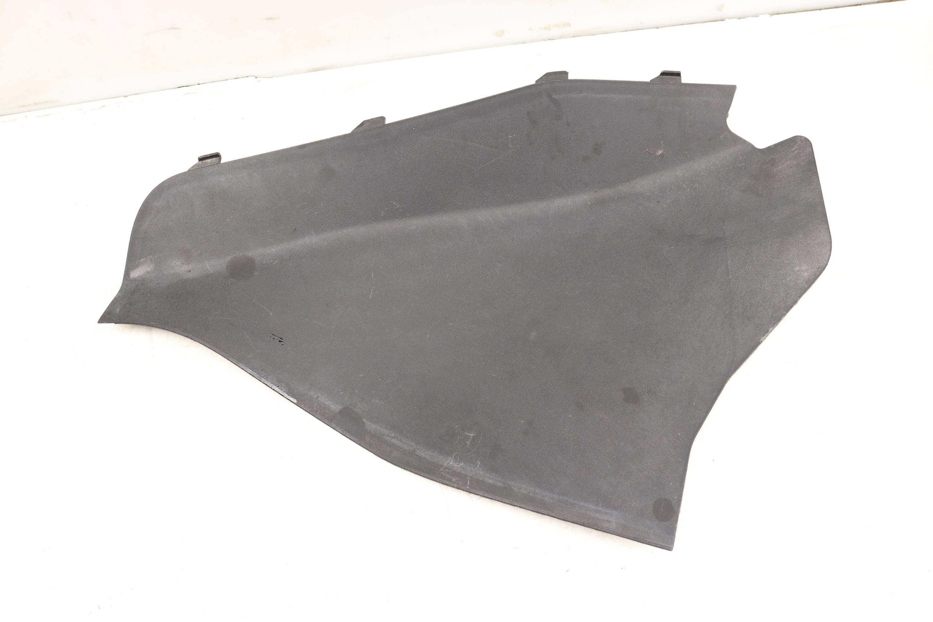Windshield Cowl Cover / Panel 7P5819175B 95857272902