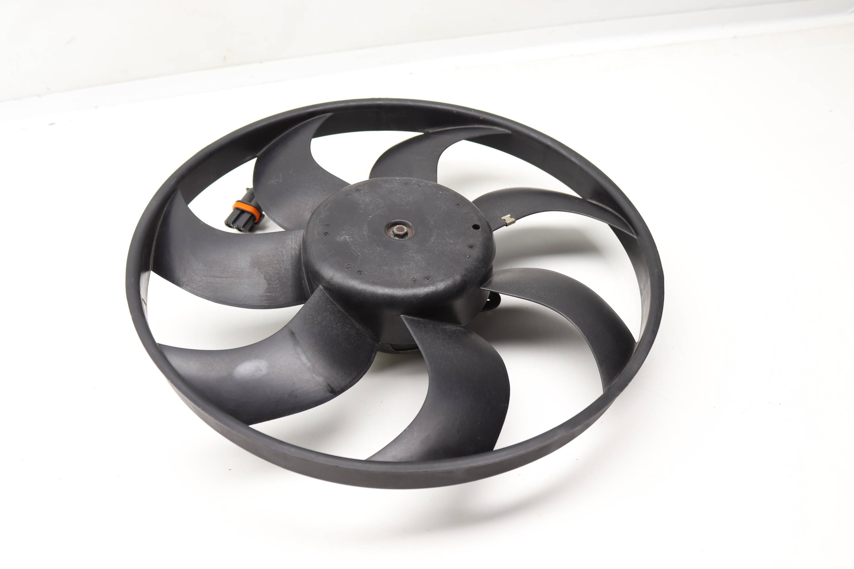 Electric Cooling Fan (Larger) LR100364