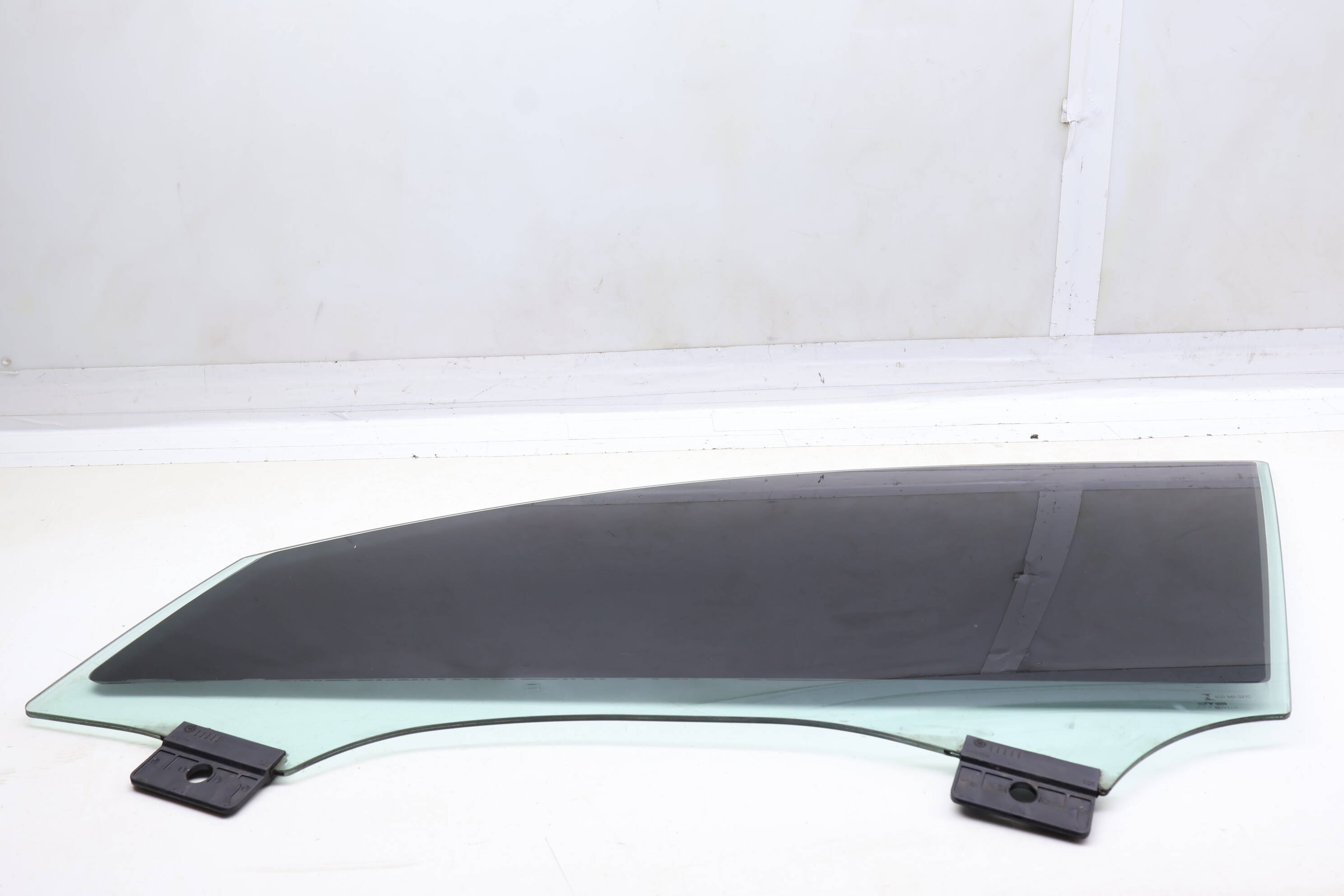 Door Window / Glass 4G0845021C