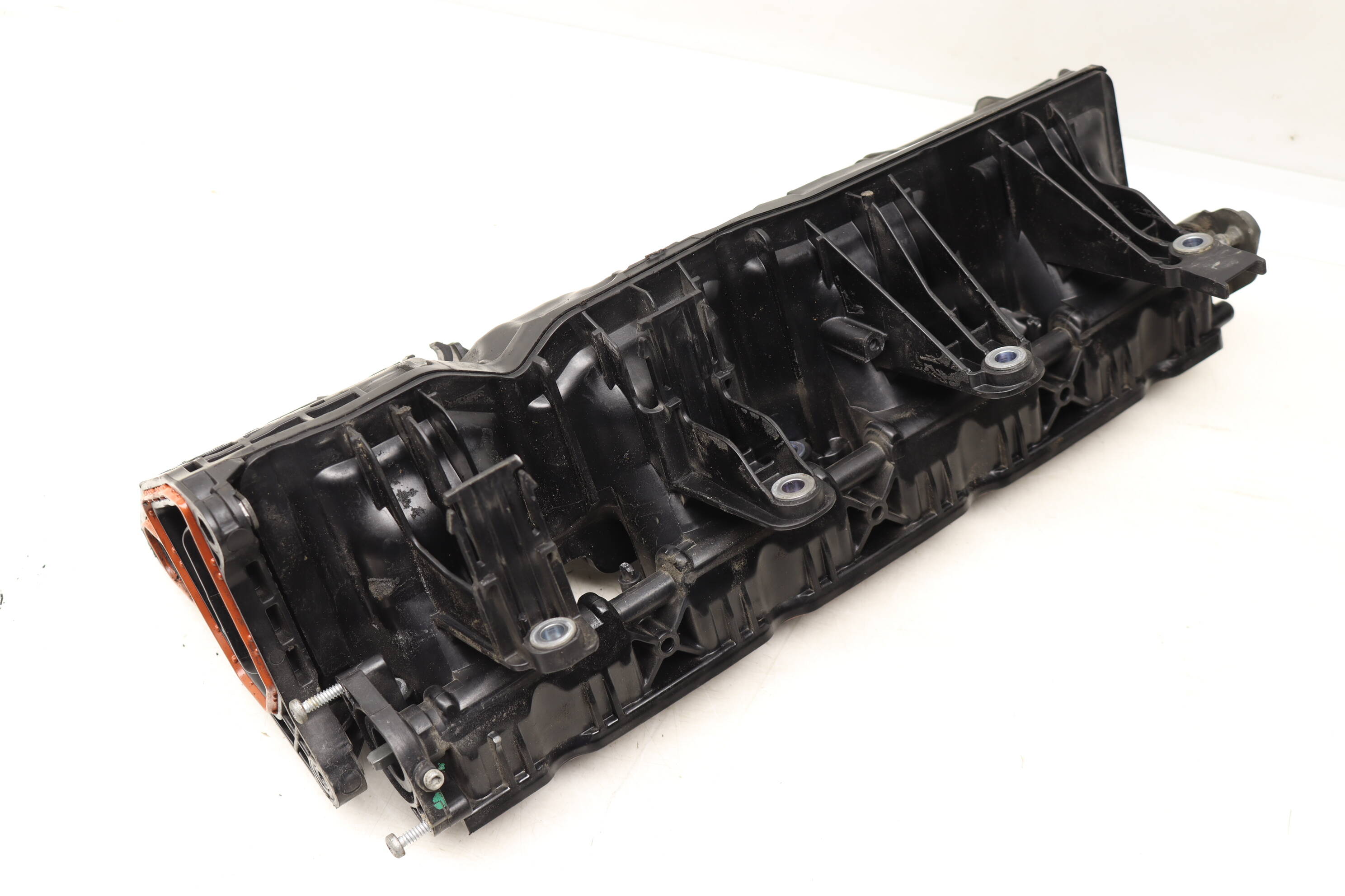 Lower Intake Manifold Air Distribution Housing 079133109BF