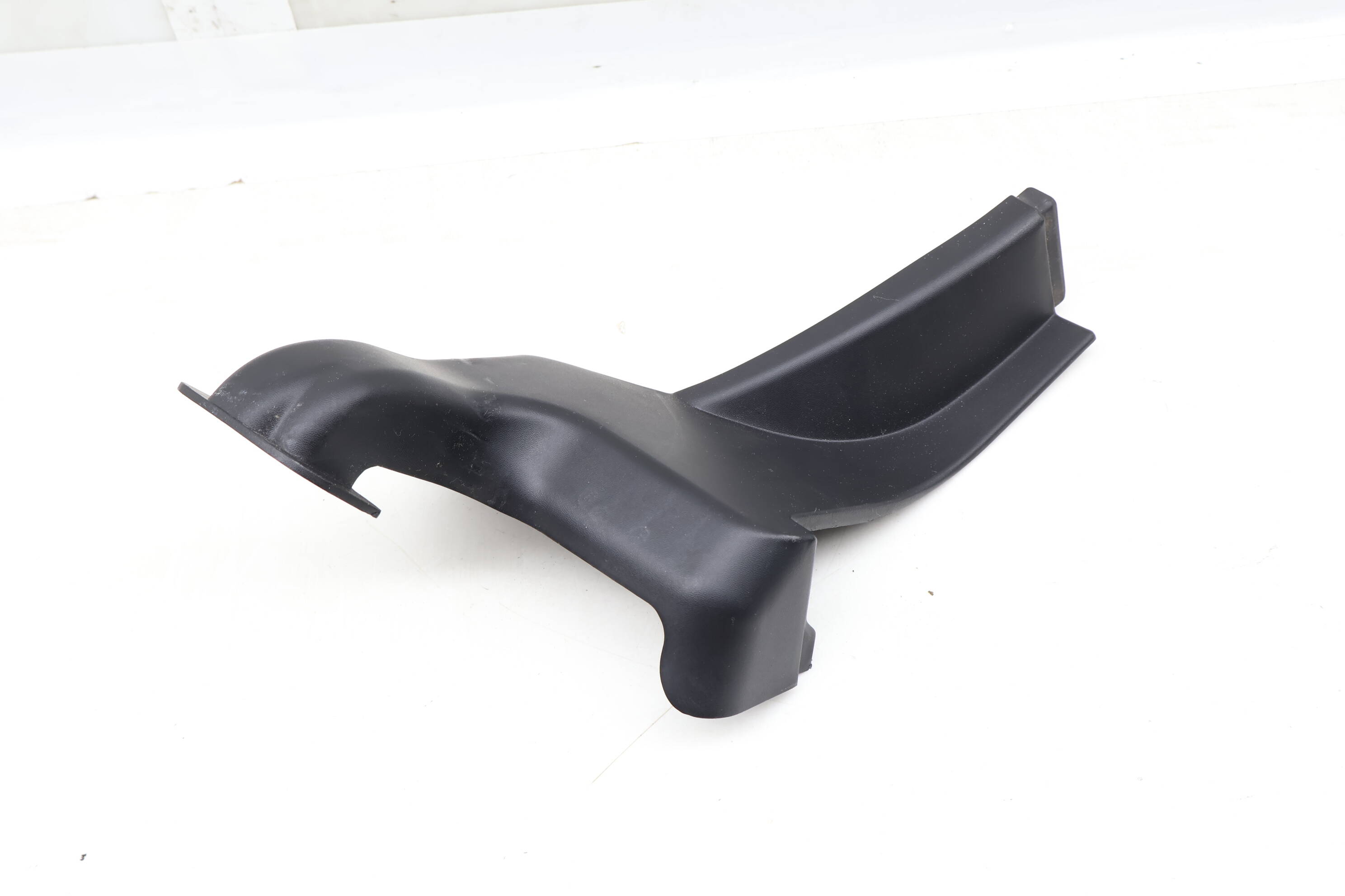 Hatch / Liftgate Hinge Cover DK6244250AD