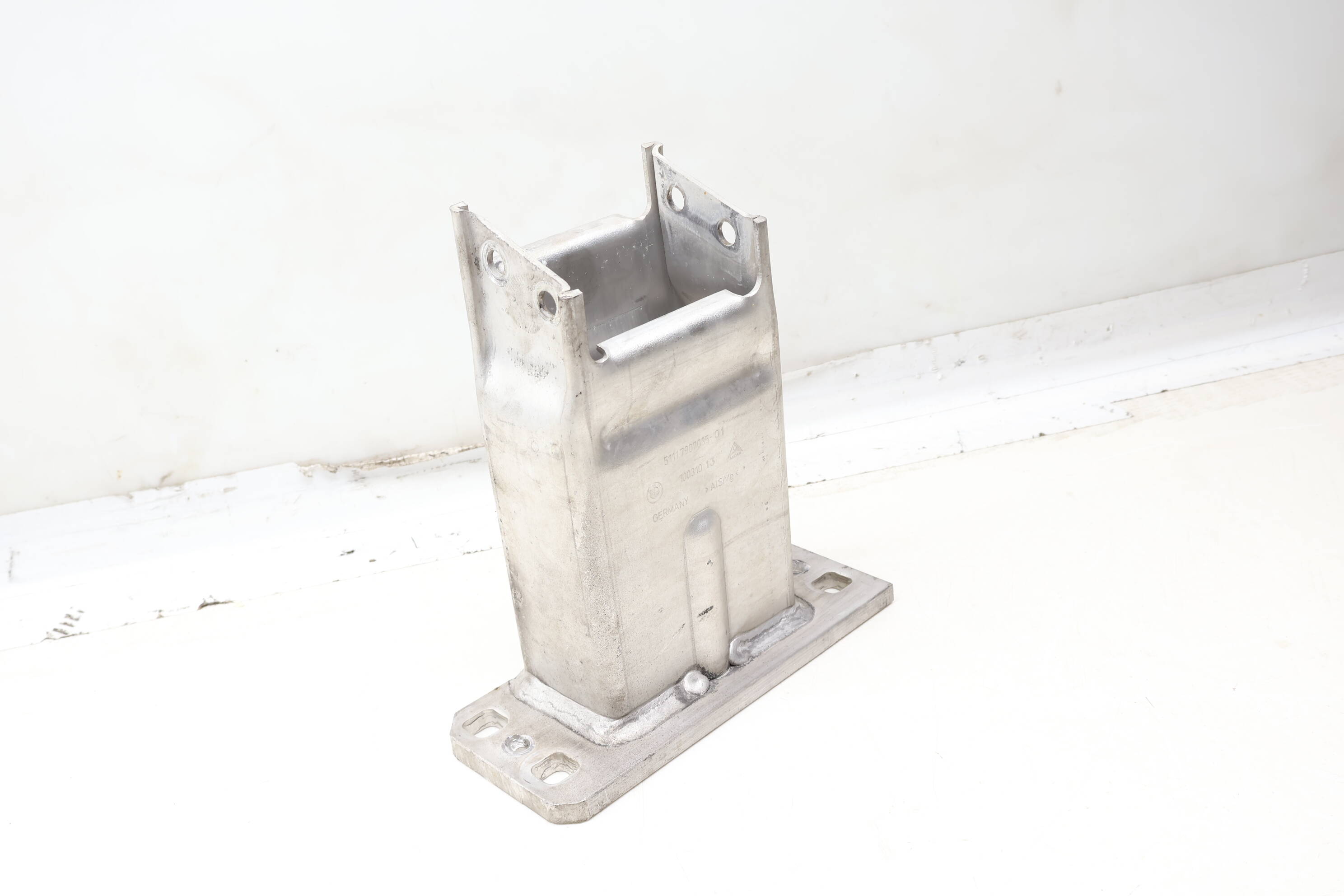 Bumper Shock / Reinforcement Bracket 51117907035