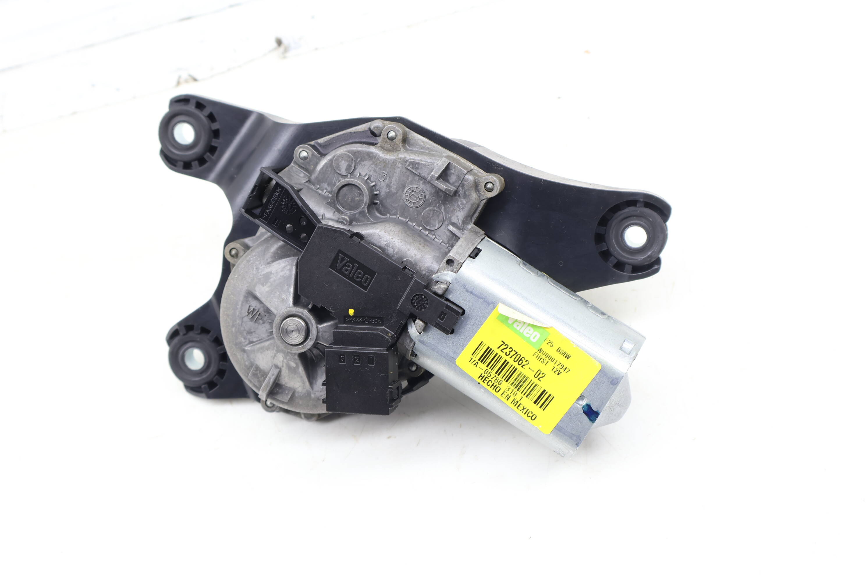 Hatch Wiper Motor 67637237062