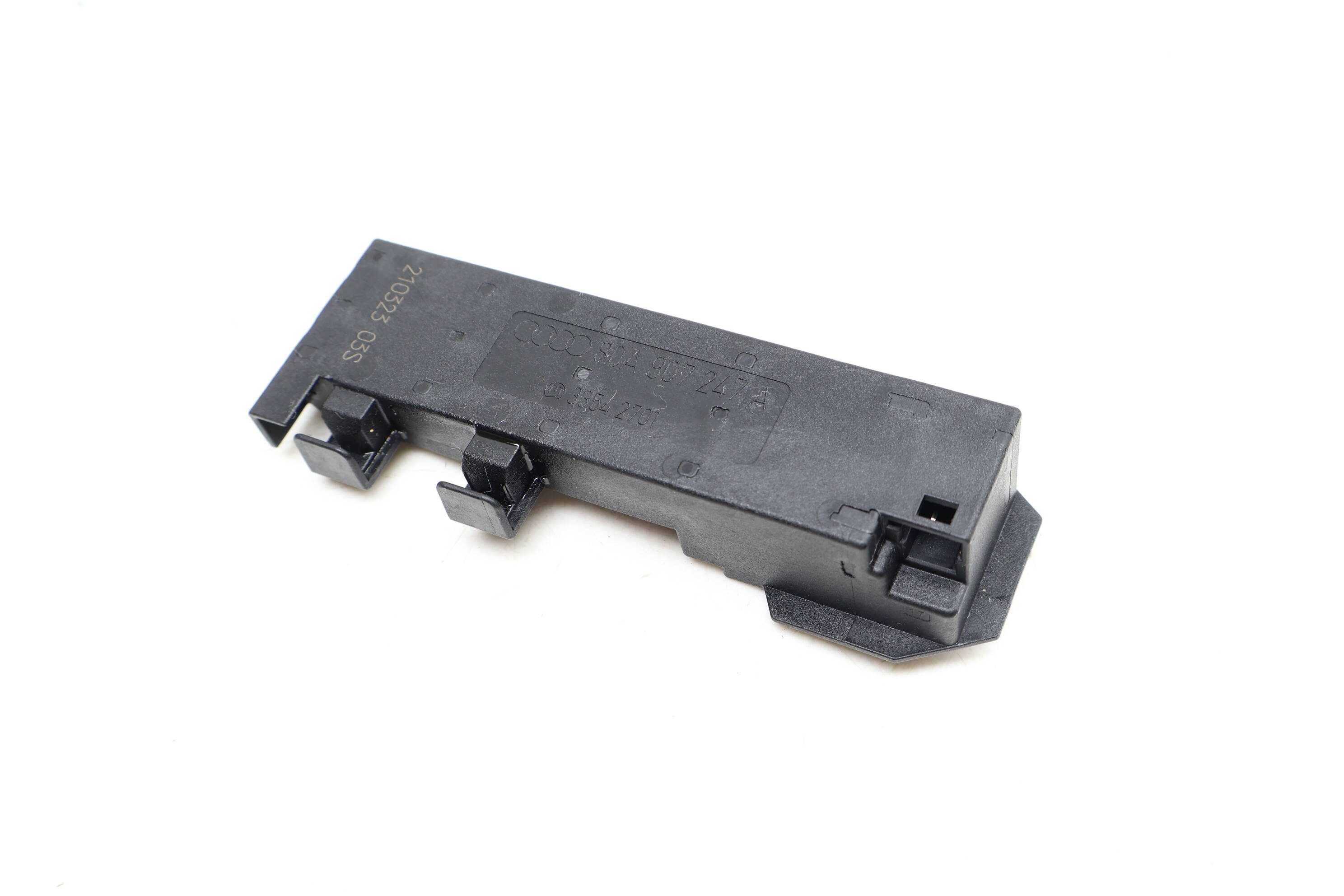 Kessy / Keyless Entry Antenna 80A907247A