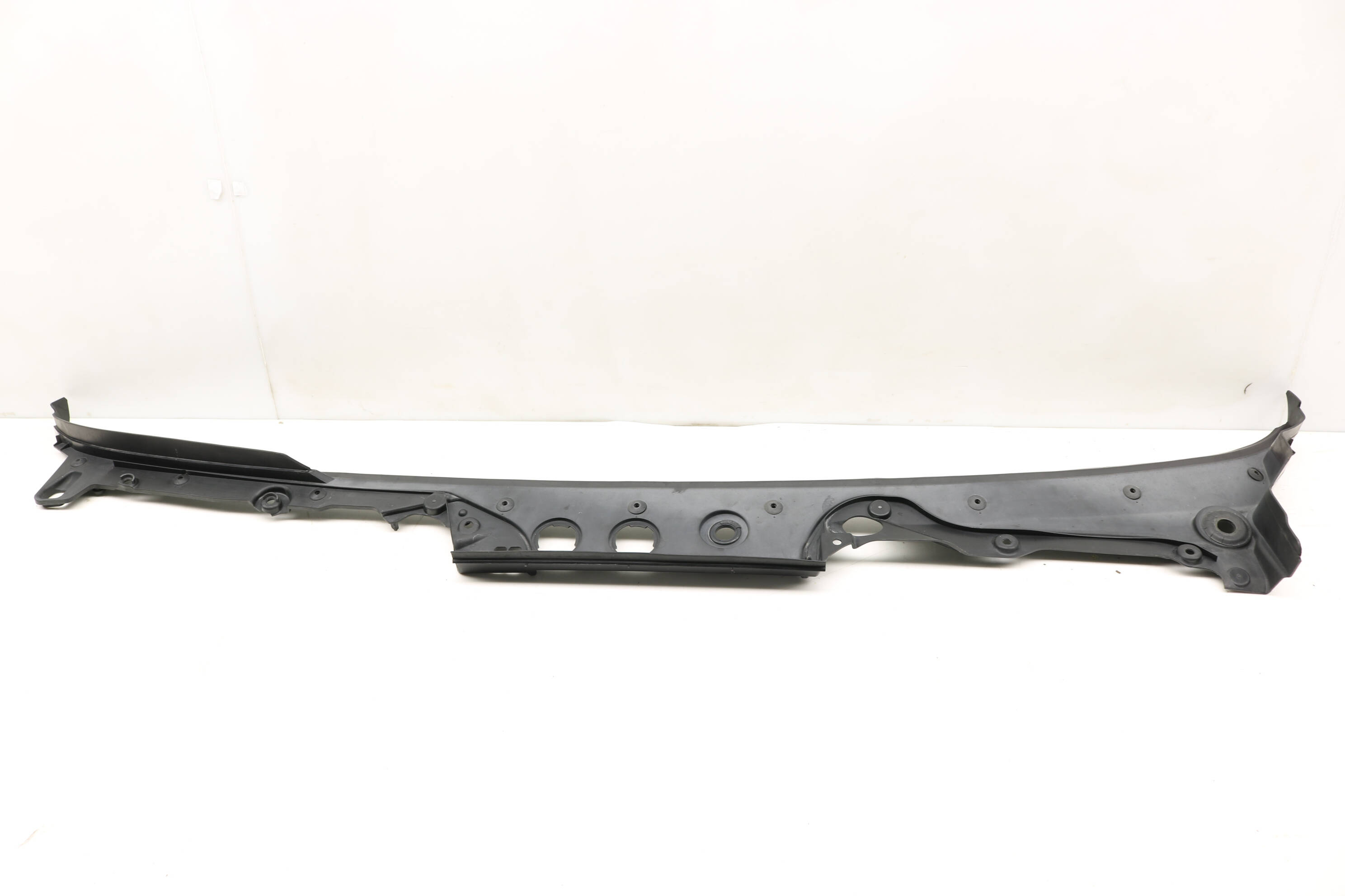 BMW Windshield Cowl / Rain Tray 51717227342