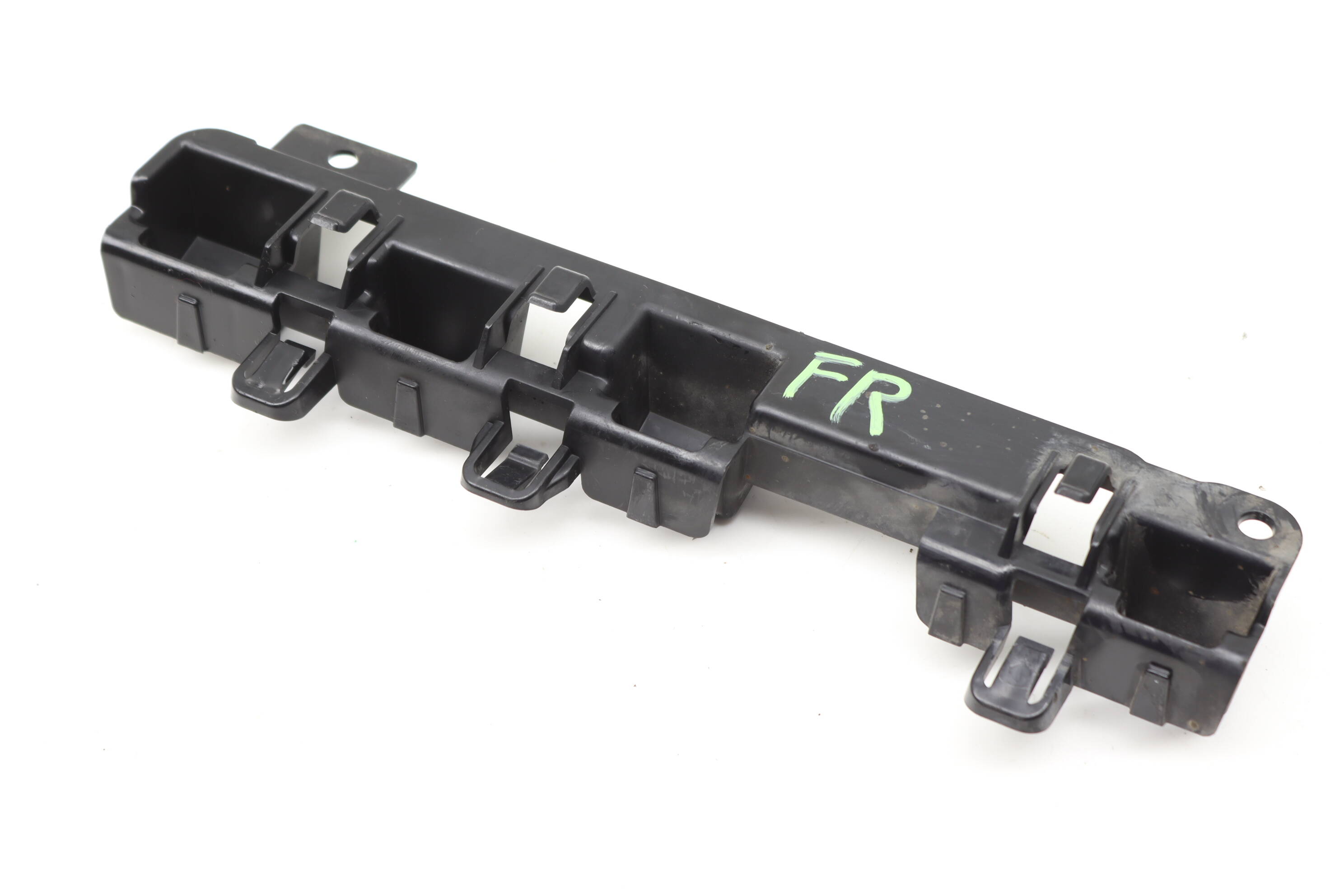 BMW Right Side Skirt / Rocker Panel Mount Bracket 51777428036