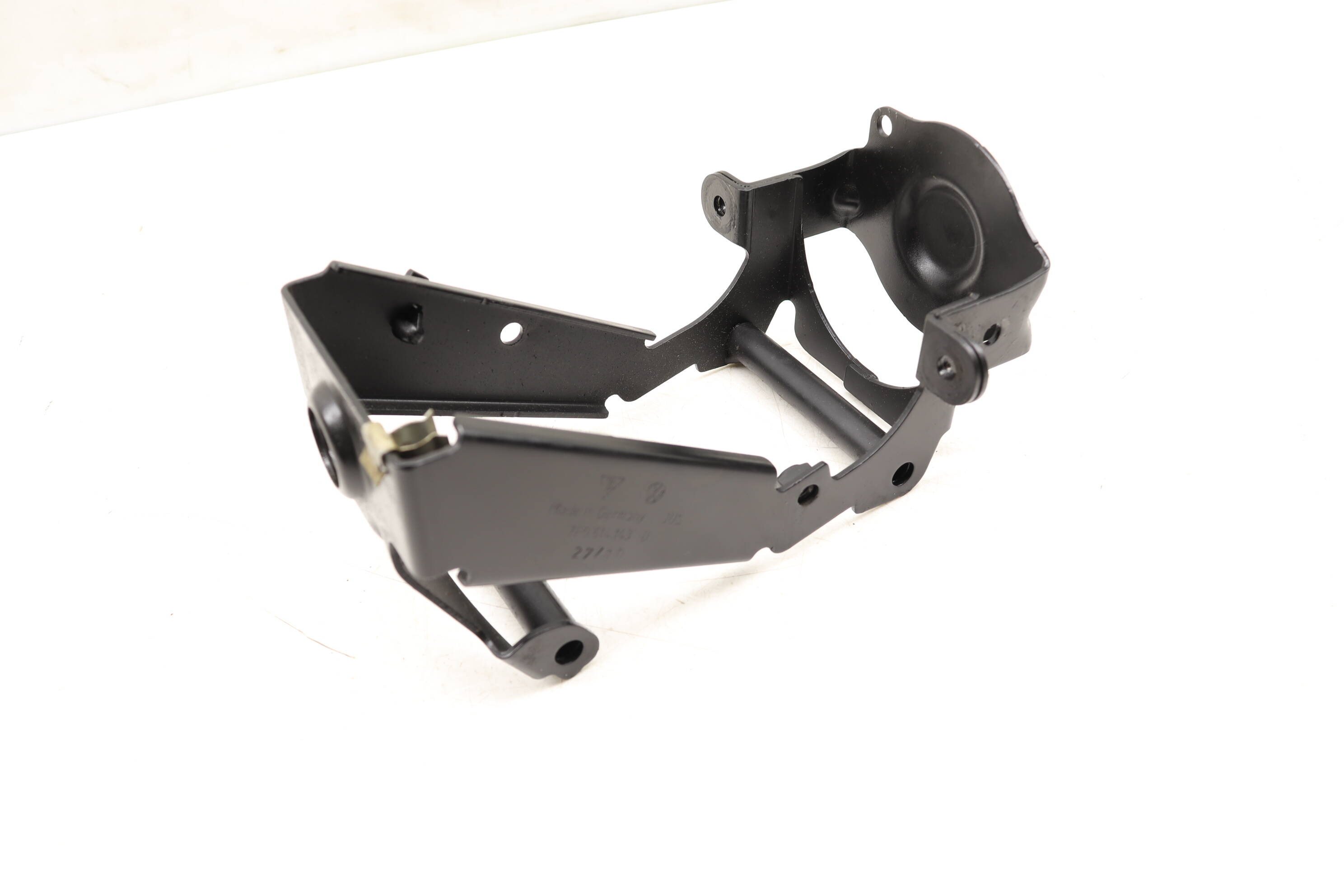 Brake Vacuum Pump Mount Bracket 7P0614143D