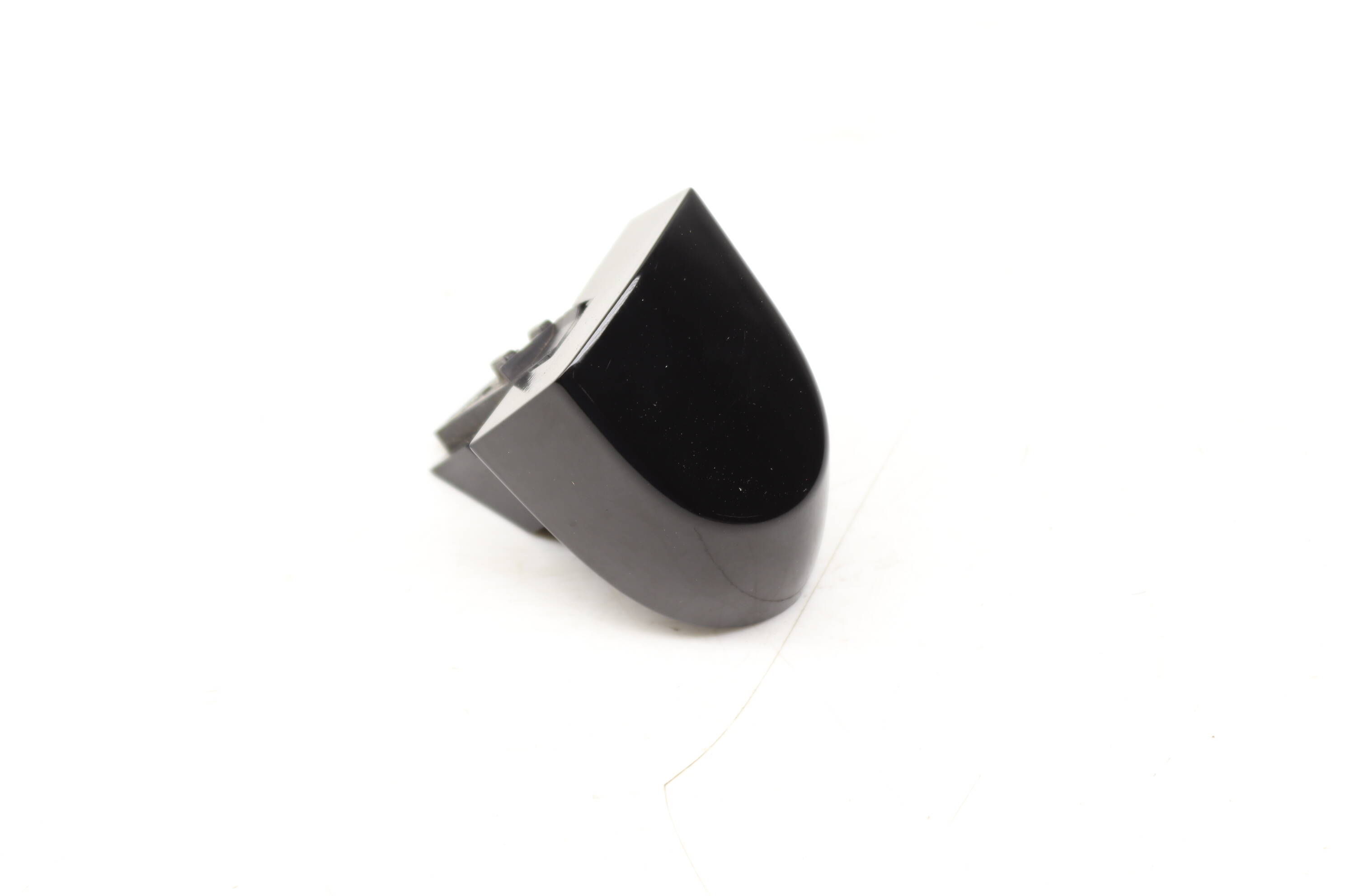 BMW Rear Right Exterior Door Handle Cylinder Cap (X1) 51212992984 