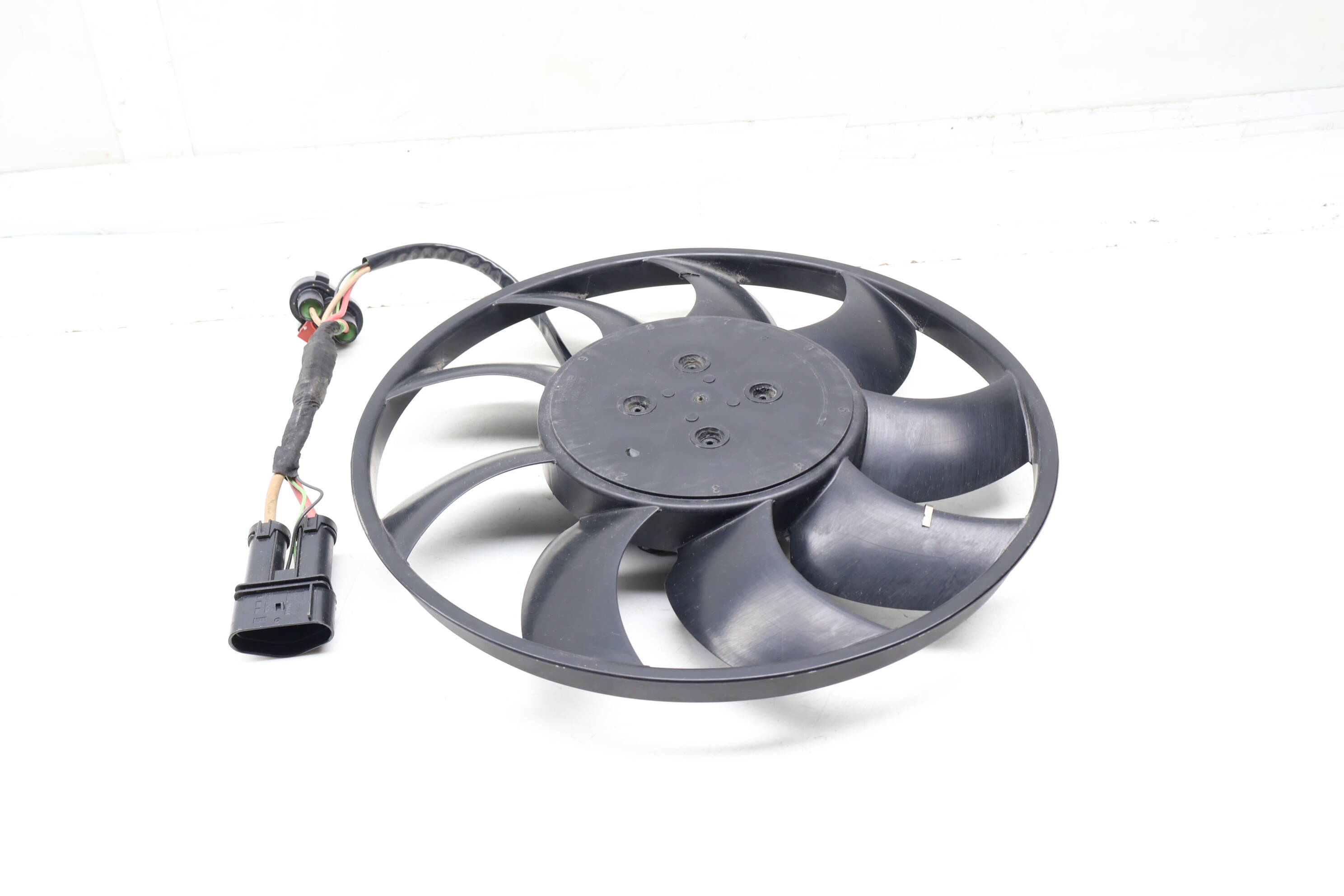 400W Electric Cooling Fan 3QF959455