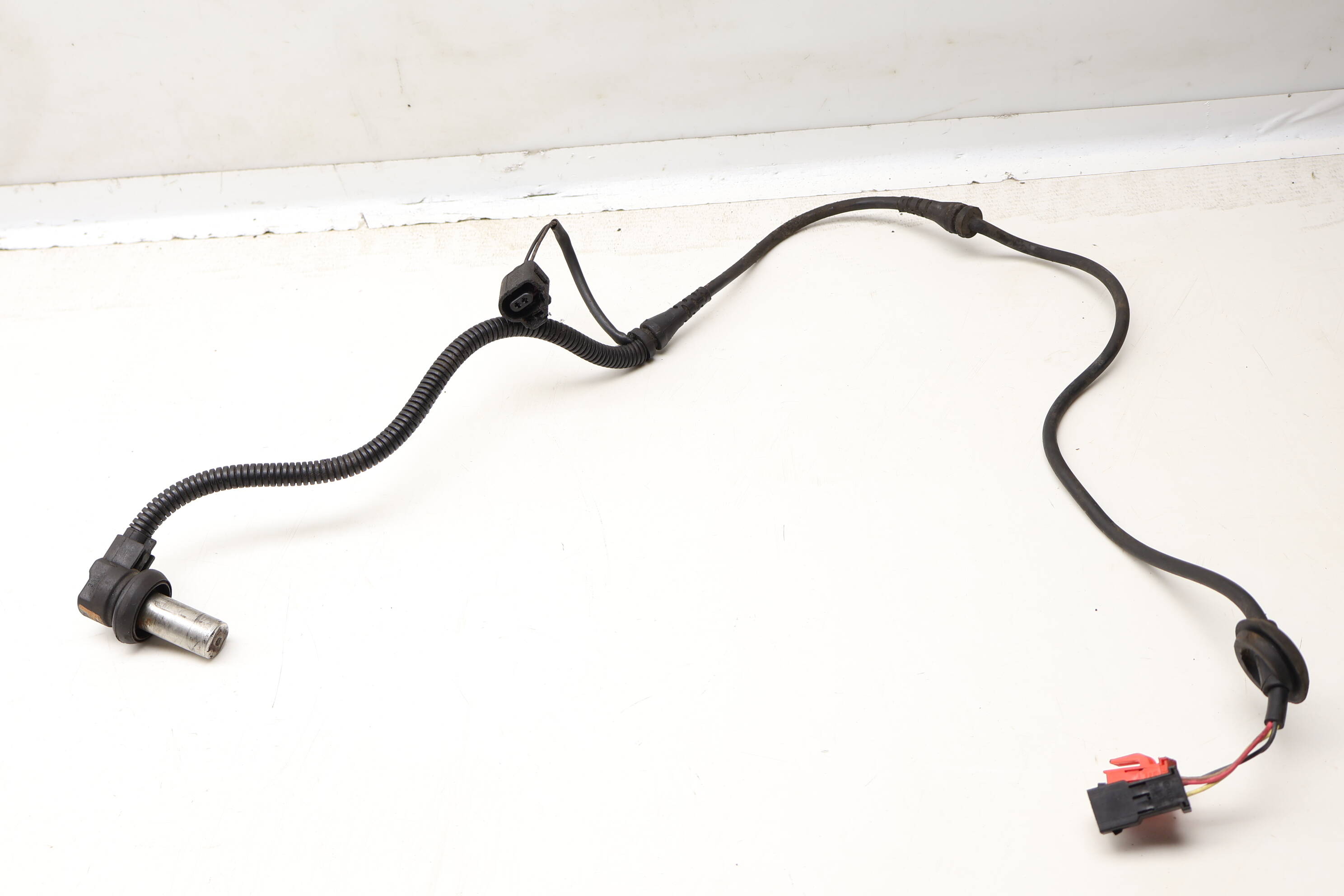 Abs / Wheel Speed Sensor 4B0927803C