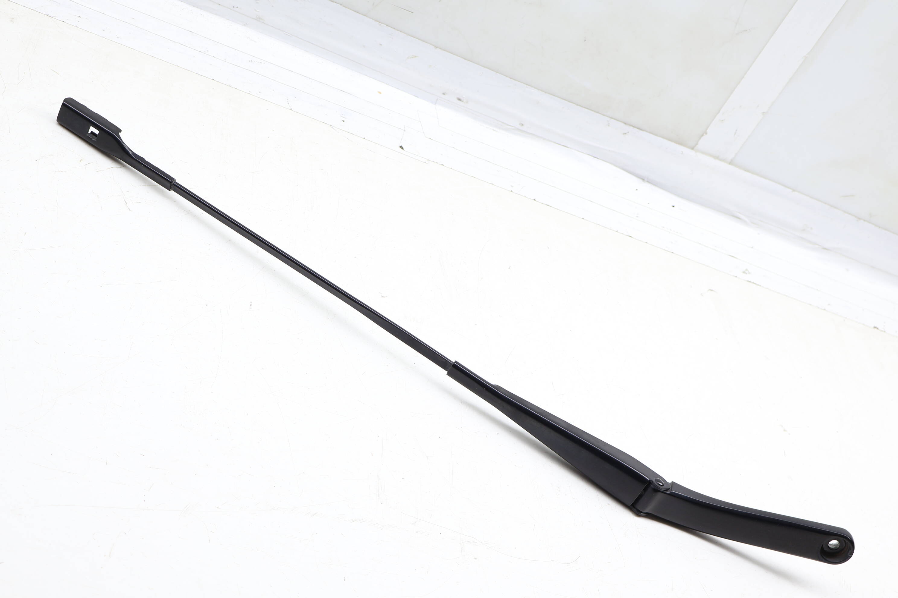 Windshield Wiper Arm 8K1955408